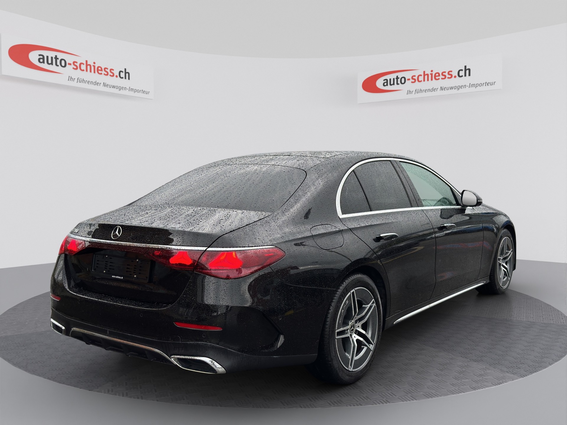 MERCEDES-BENZ E 200 9G-Tronic AMG Line-image-4