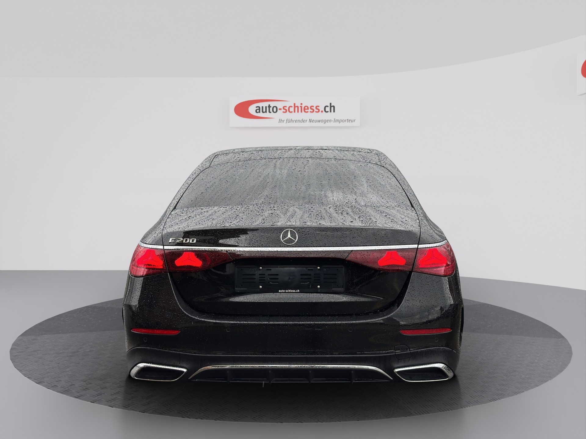 MERCEDES-BENZ E 200 9G-Tronic AMG Line-image-3