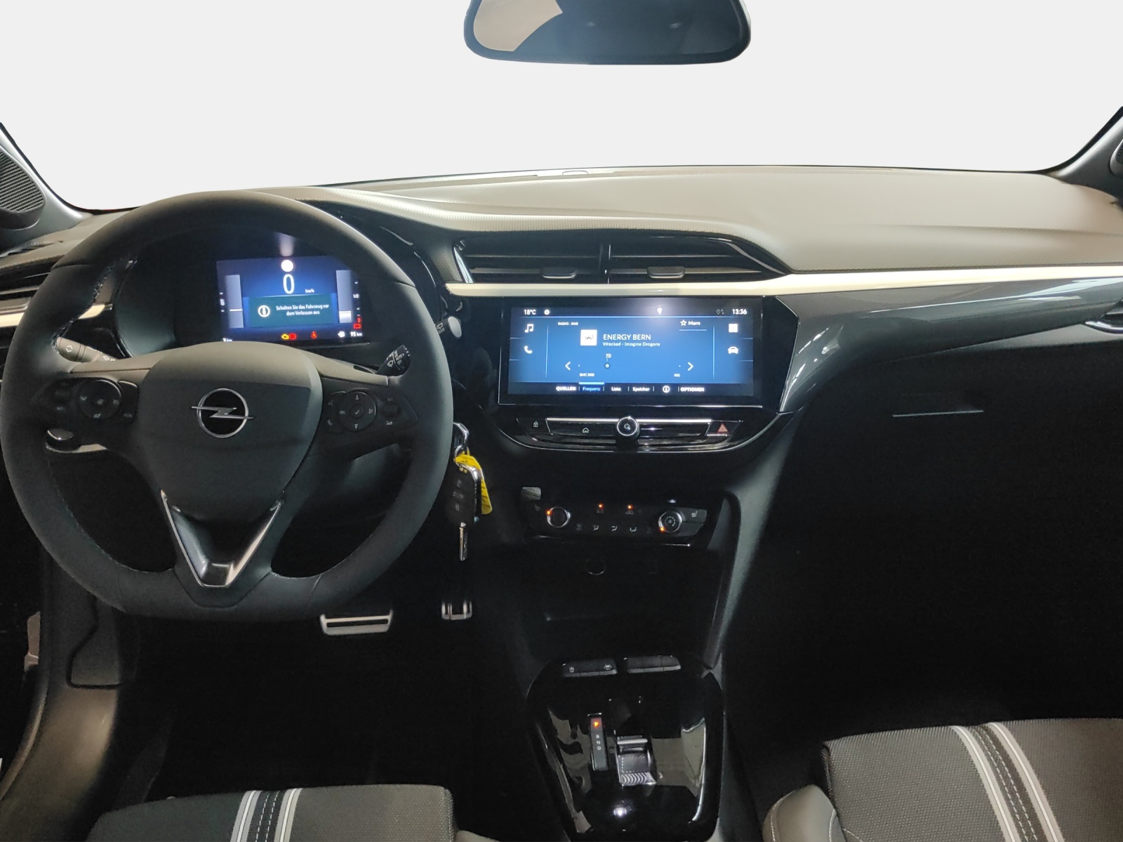 OPEL Corsa 1.2T/100 Viva-image-14