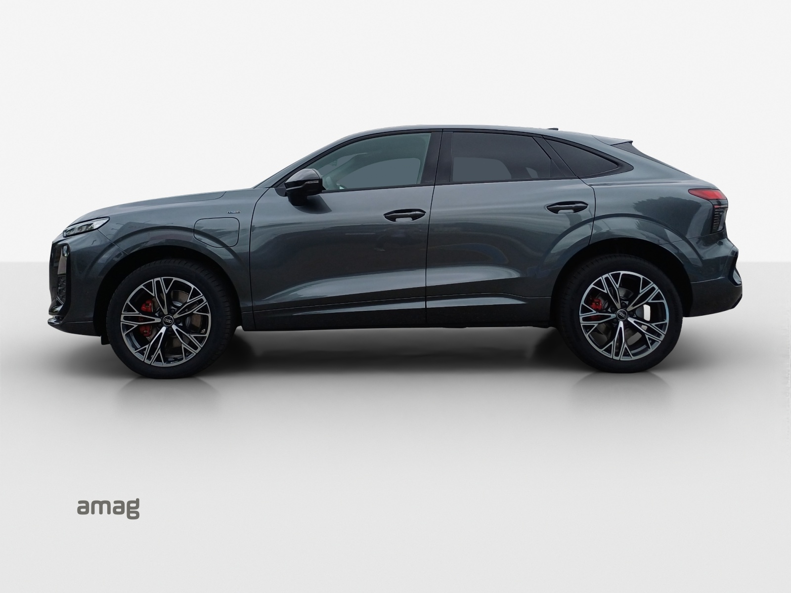 AUDI Q3 Sportback e-hybrid 200 kW S tronig-image-1