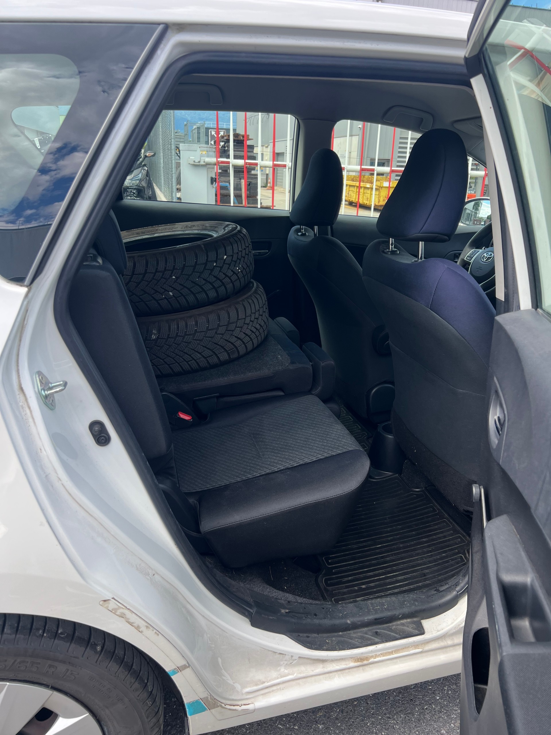 TOYOTA Verso-S 1.33 Linea Luna Multidrive S-image-14