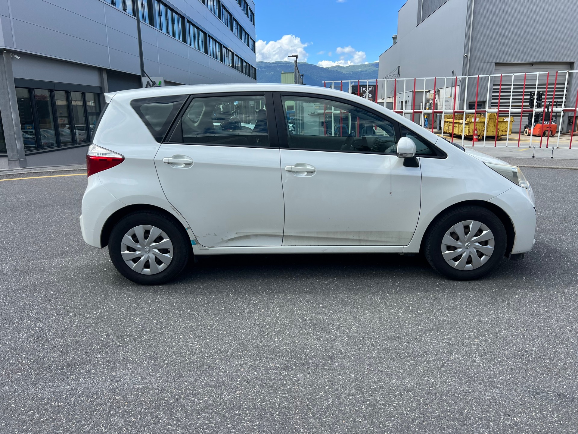TOYOTA Verso-S 1.33 Linea Luna Multidrive S-image-6