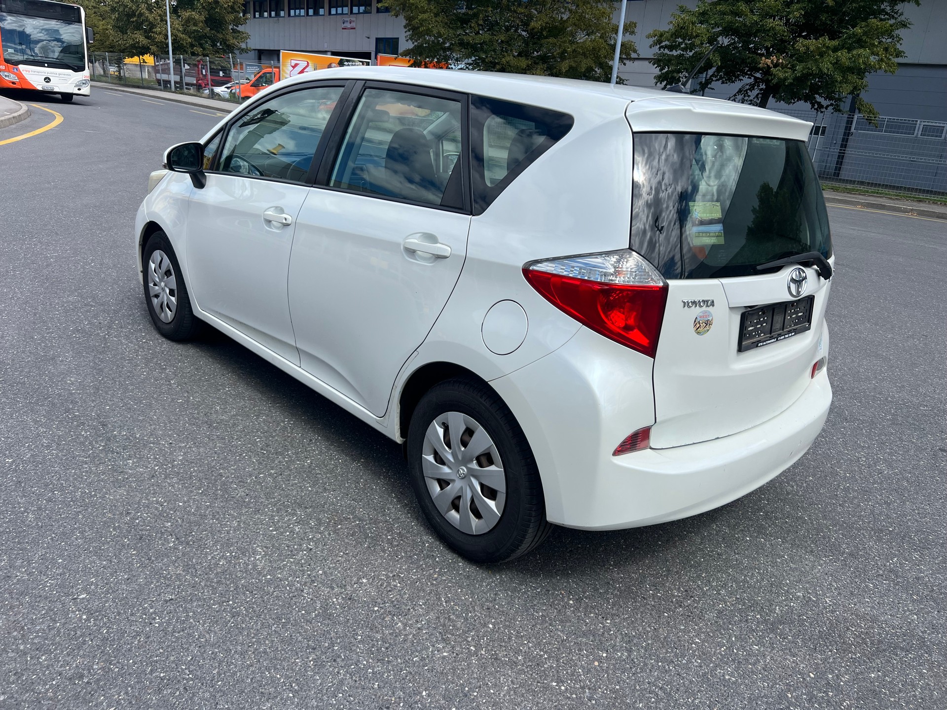TOYOTA Verso-S 1.33 Linea Luna Multidrive S-image-3