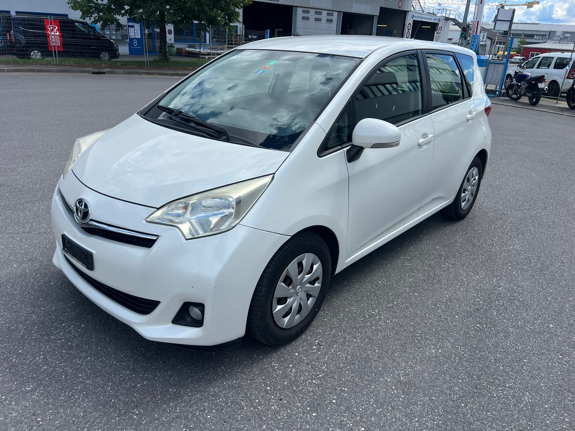 TOYOTA Verso-S 1.33 Linea Luna Multidrive S