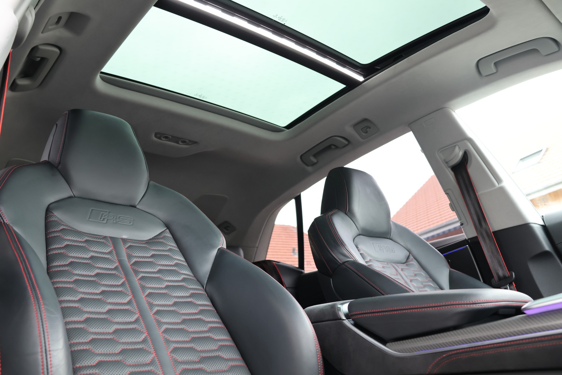AUDI RSQ8 quattro tiptronic + 3.5TAHK-image-21