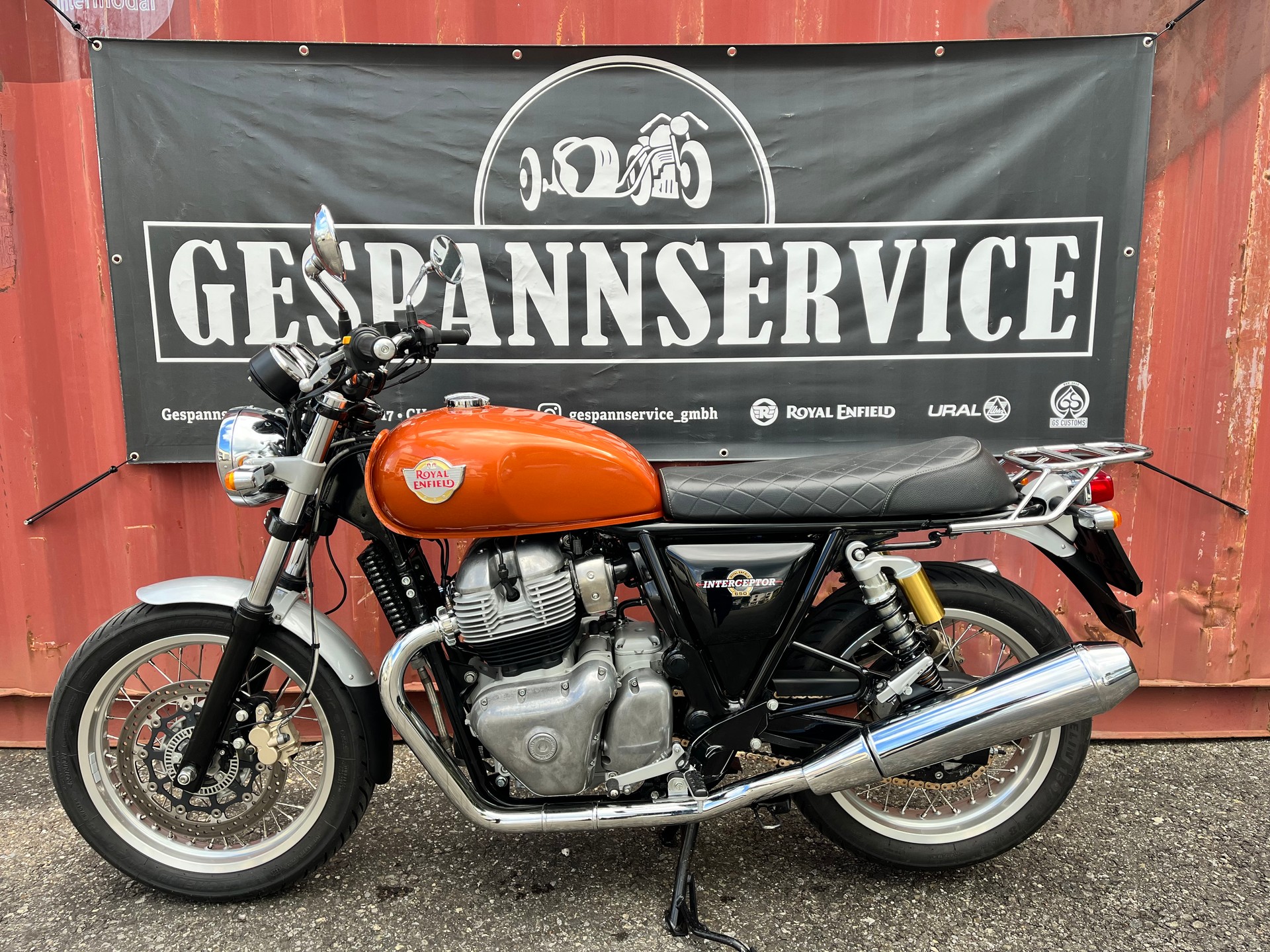 ROYAL ENFIELD Interceptor 650 Standard-image-1