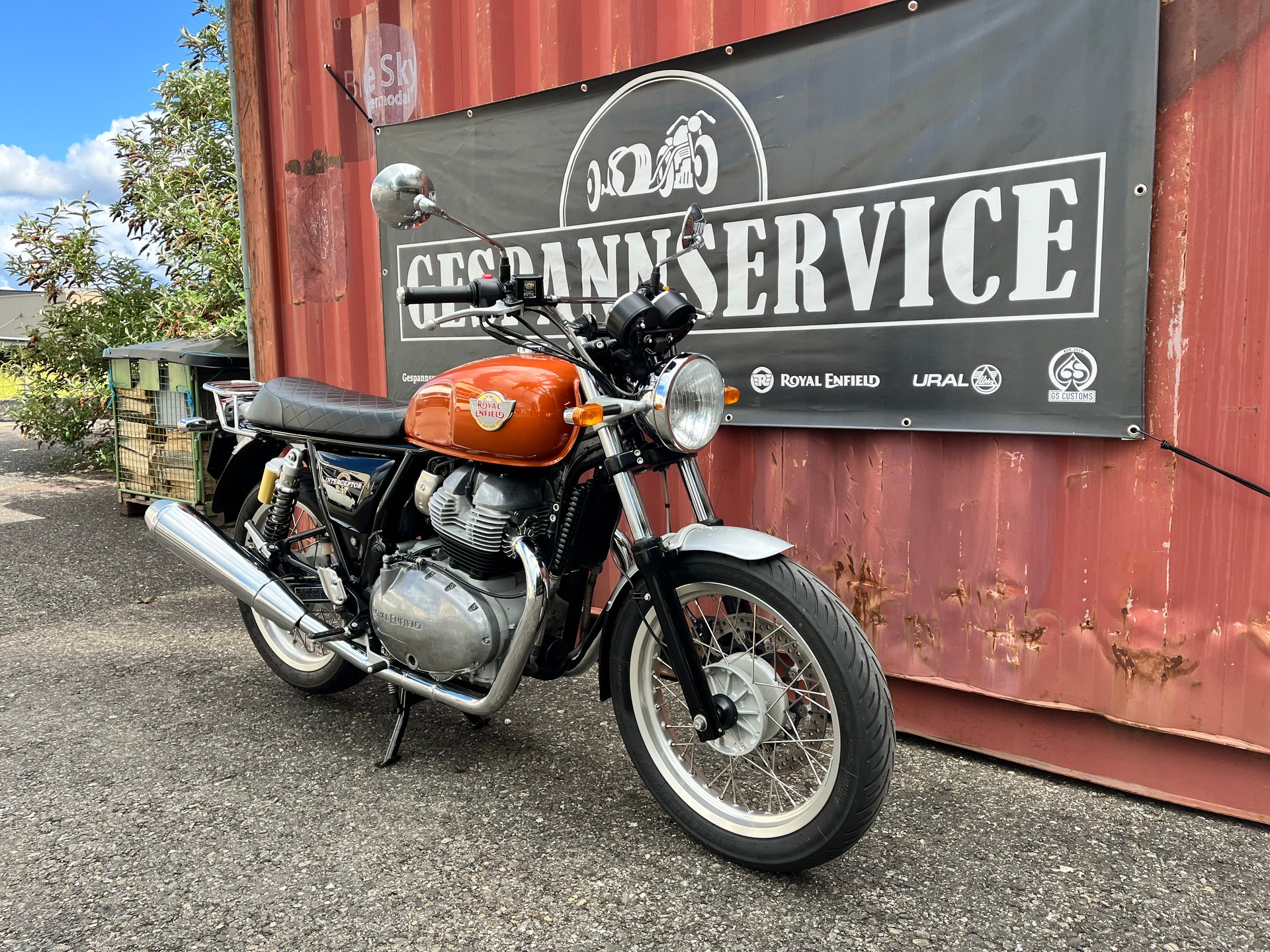 ROYAL ENFIELD Interceptor 650 Standard-image-2