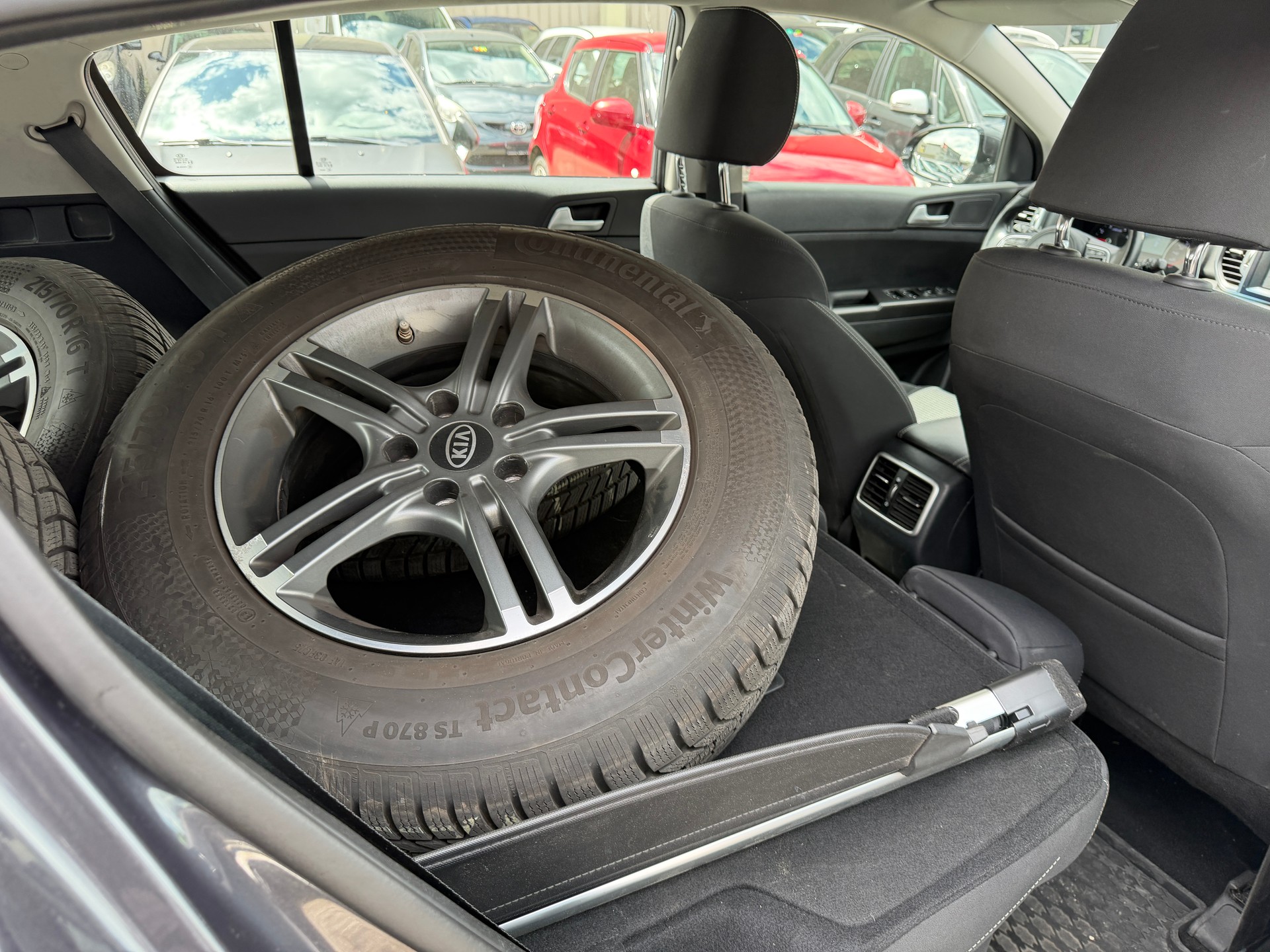 KIA Sportage 1.6 T-GDi Swiss City Line 4WD-image-6