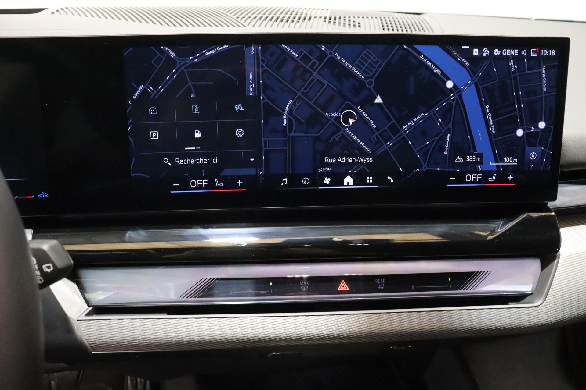 BMW 520d xDrive Touring-image-14