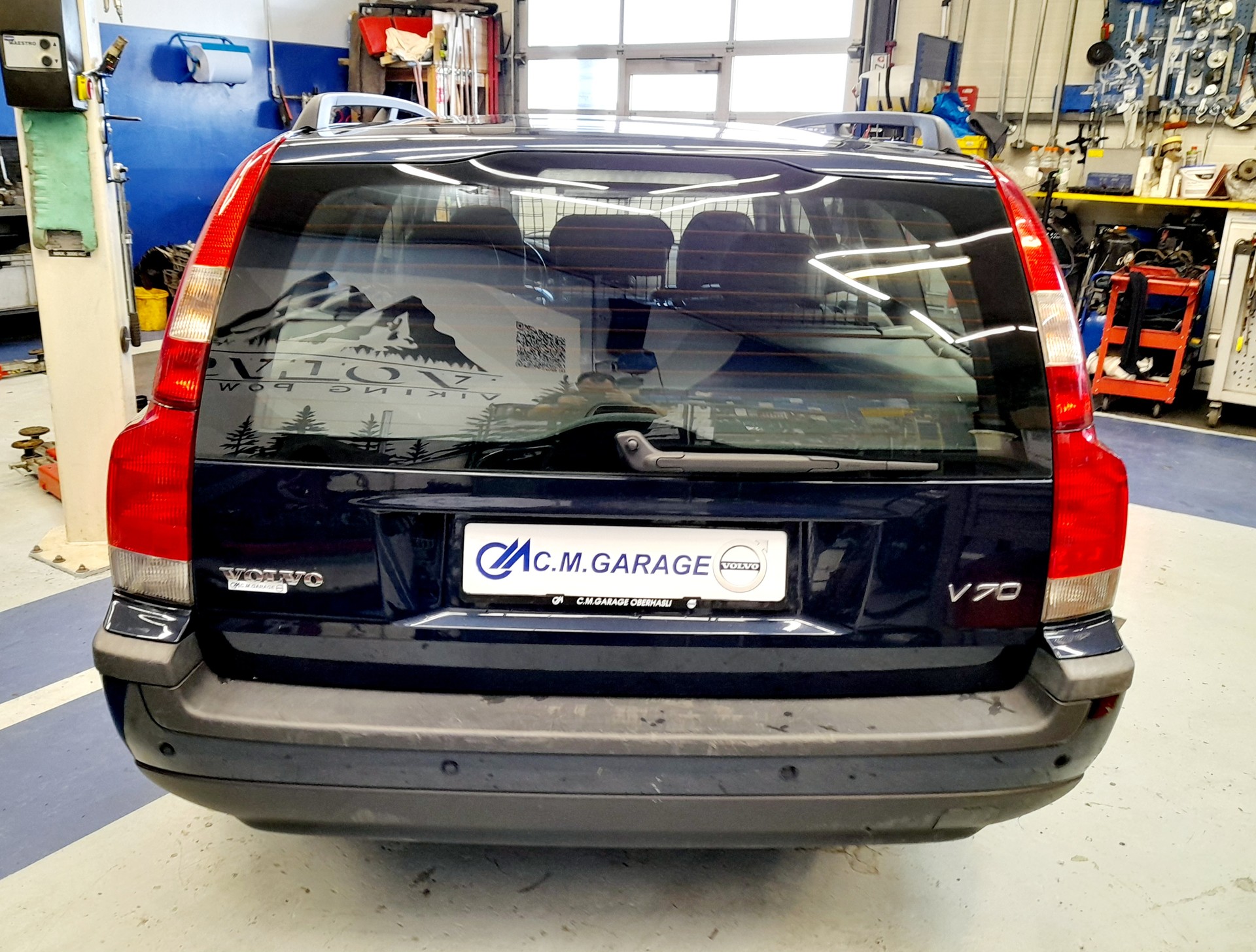 VOLVO V70 2.5T-image-4