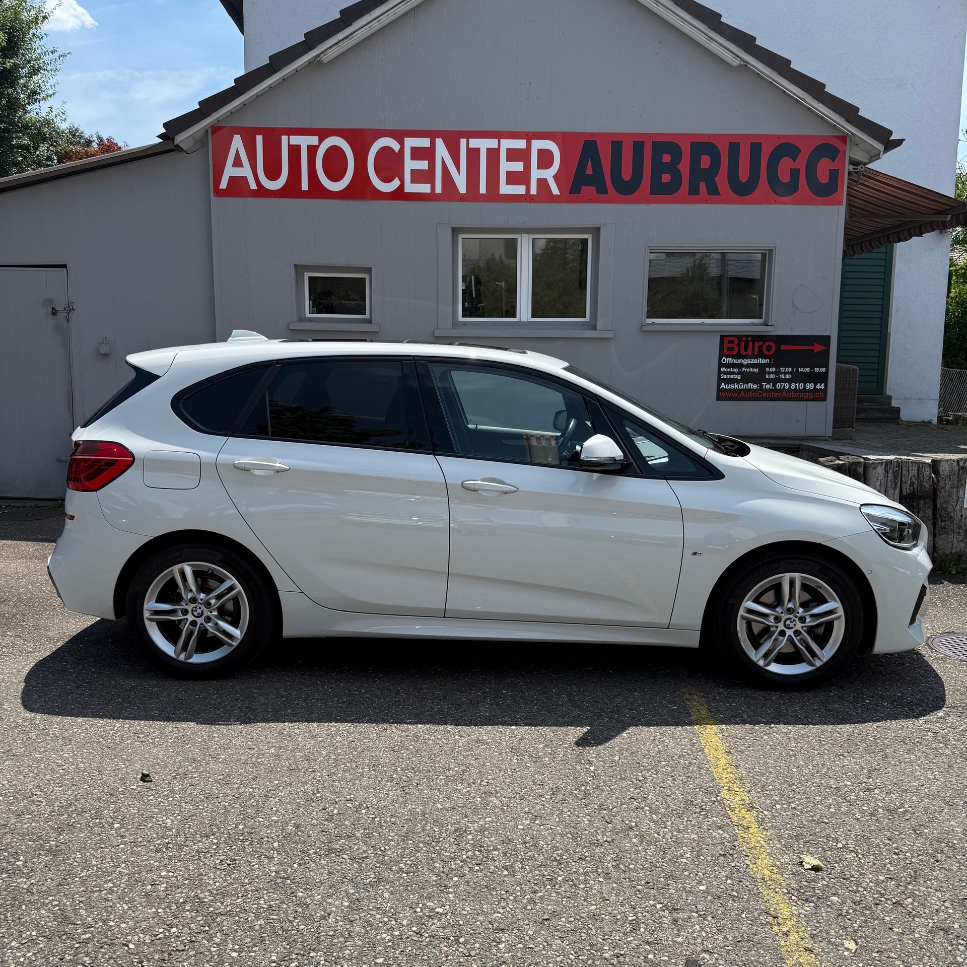 BMW 220d xDrive Active Tourer Steptronic M Sport-image-7