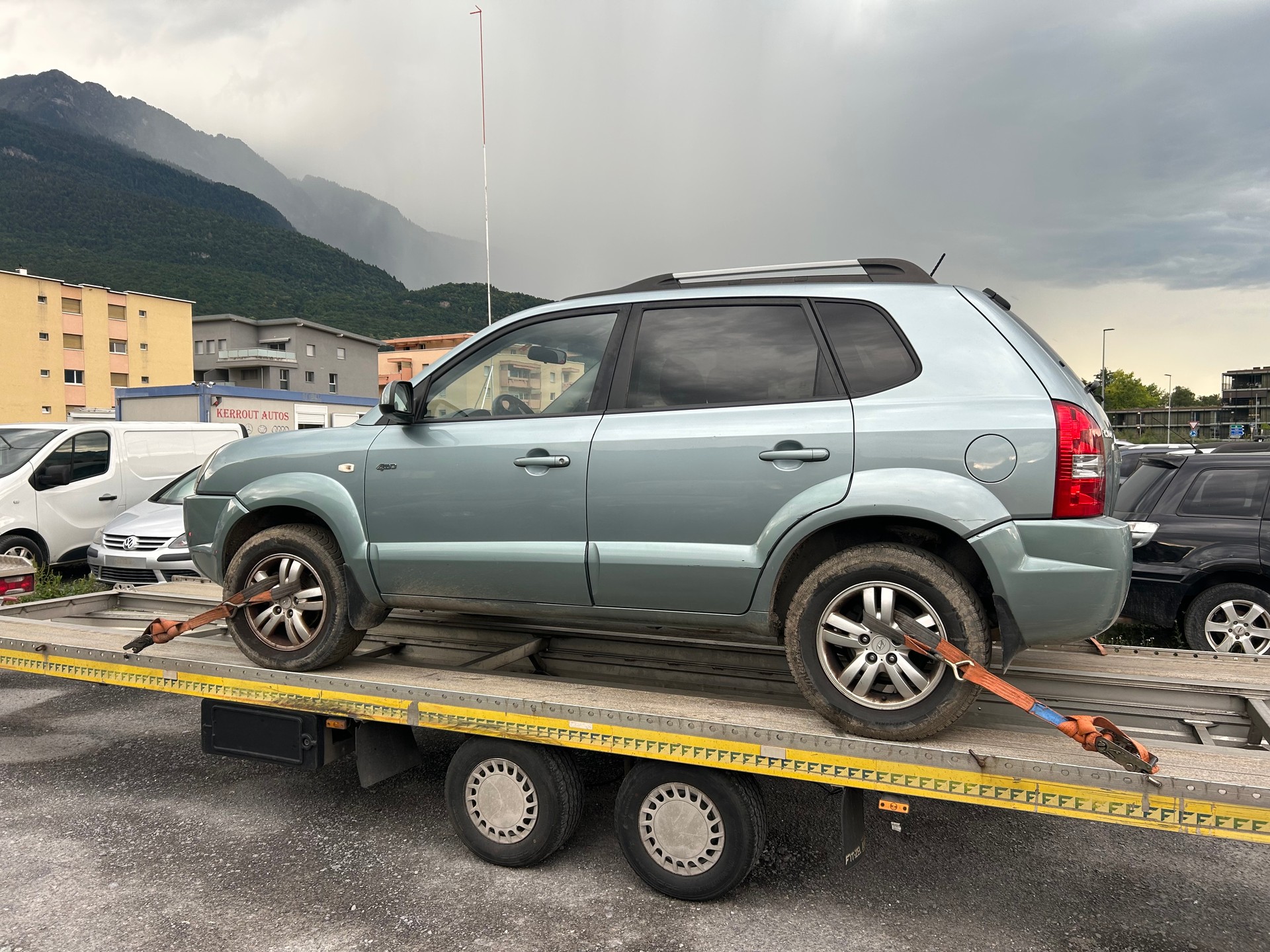 HYUNDAI Tucson 2.0 CRDi VGT Team08 4WD-image-2