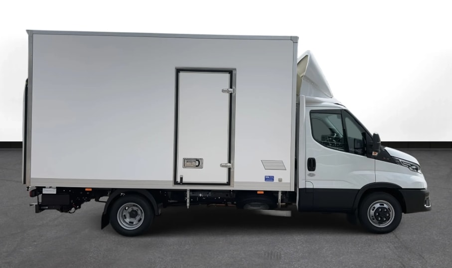 IVECO Daily 35 C 18H Kasten-image-4