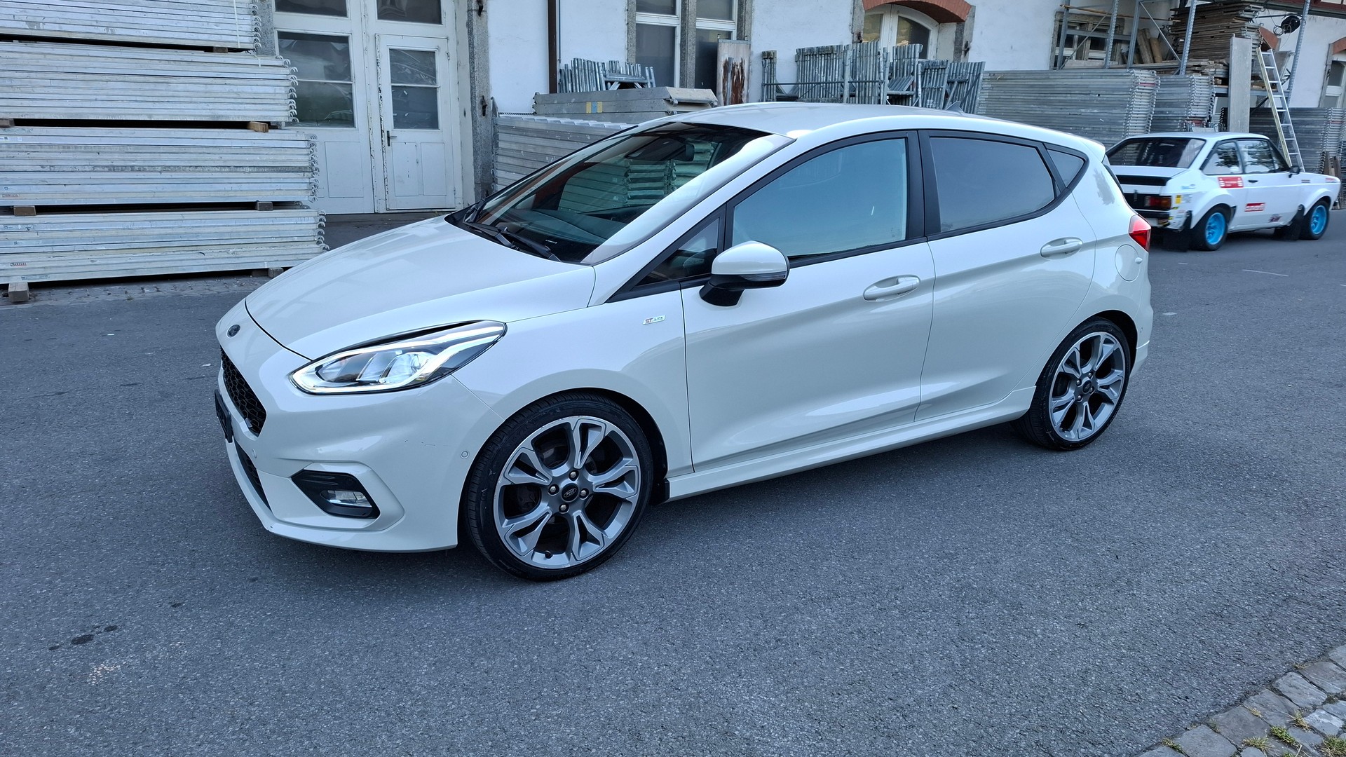 FORD Fiesta 1.0 SCTi MHEV ST-Line X-image-4