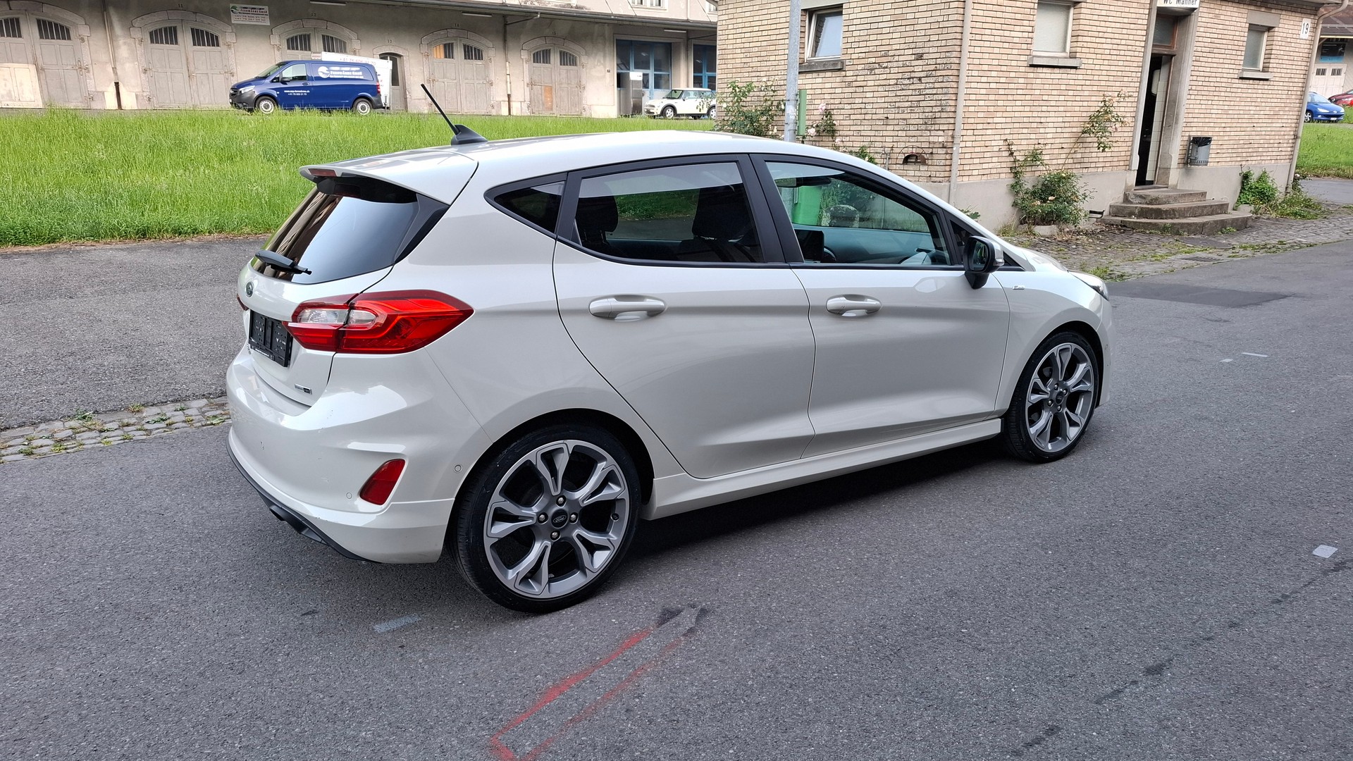 FORD Fiesta 1.0 SCTi MHEV ST-Line X-image-1