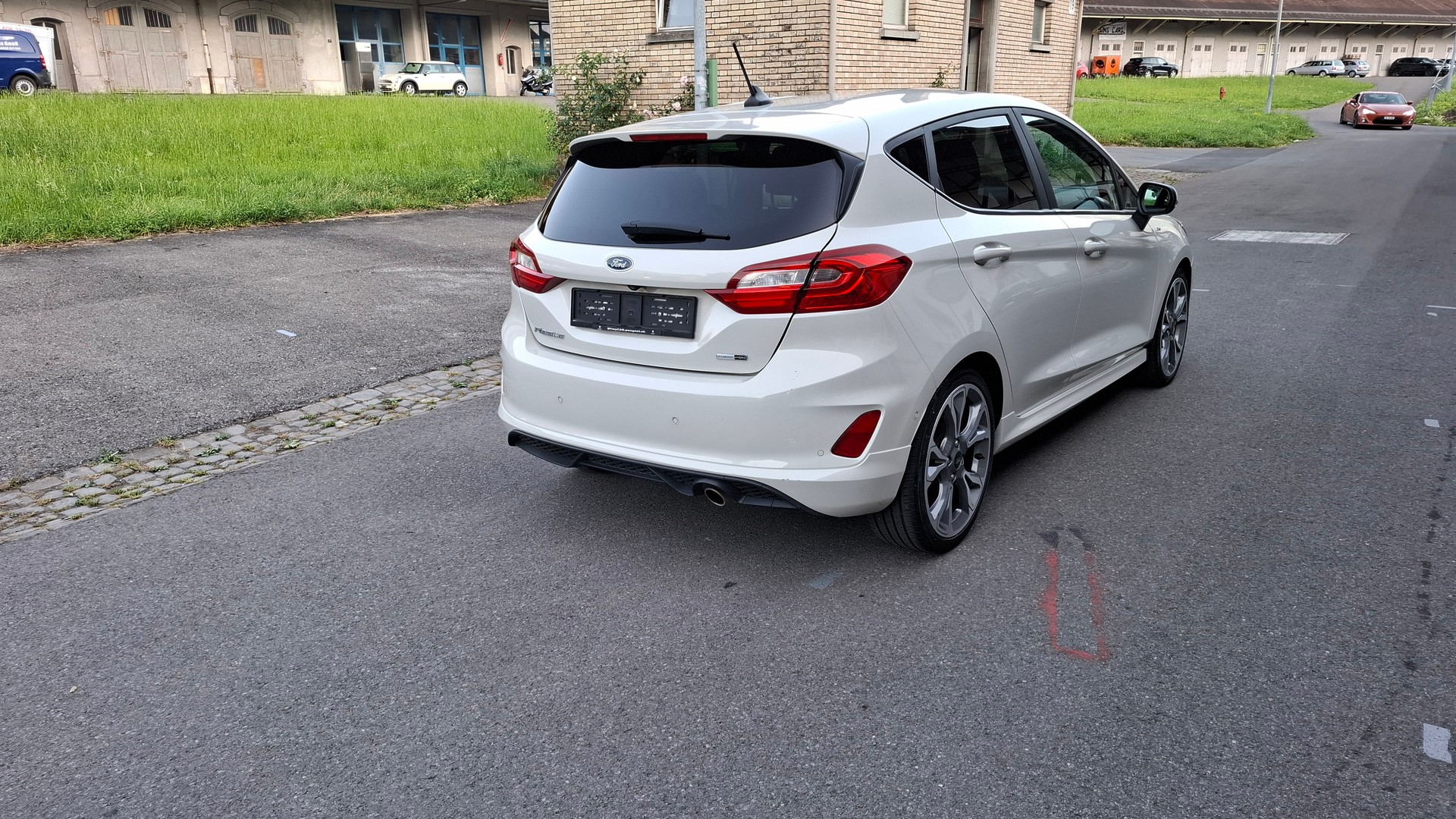 FORD Fiesta 1.0 SCTi MHEV ST-Line X-image-2