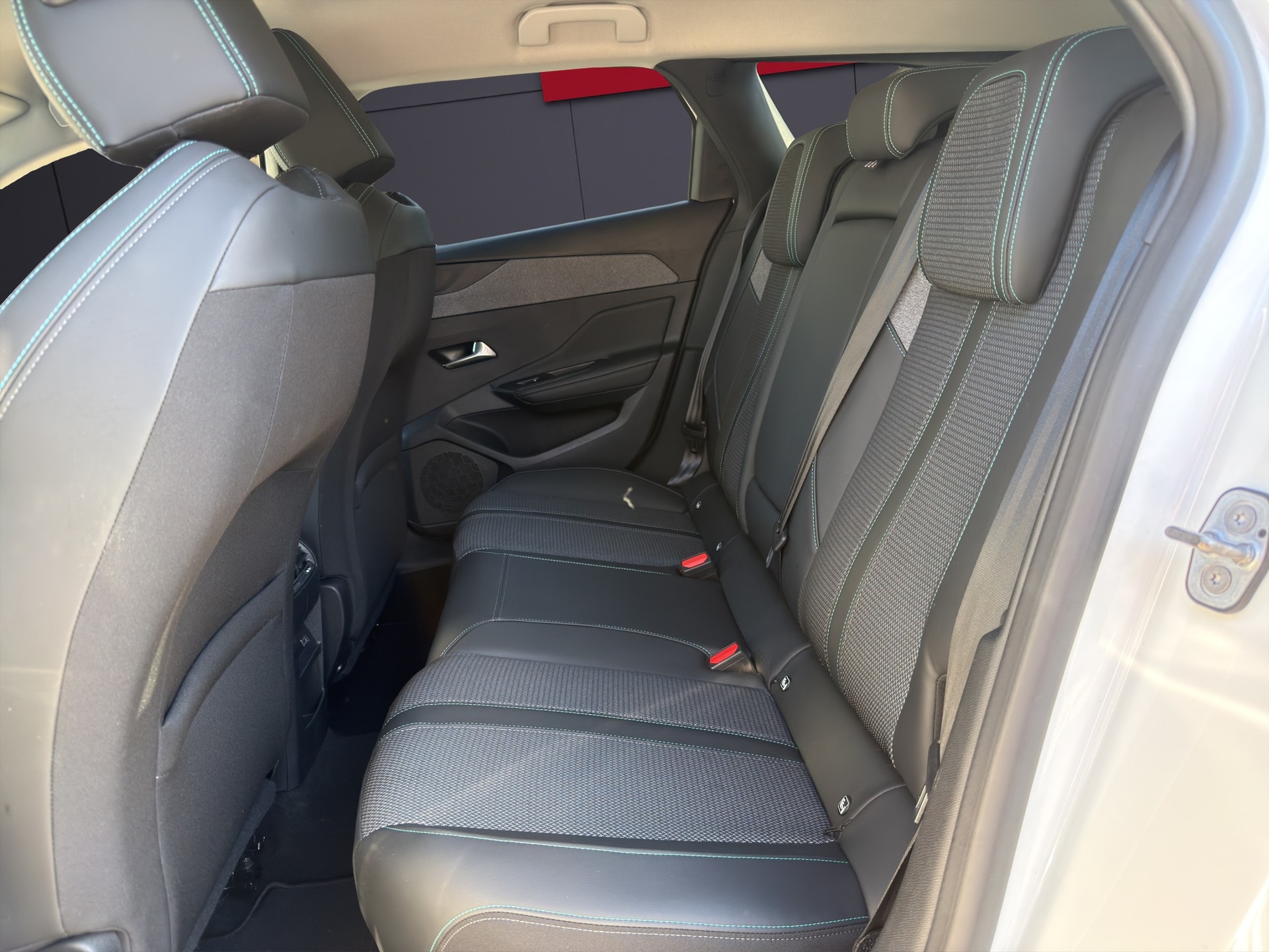 PEUGEOT 308 SW 1.2 Allure Pack-image-6