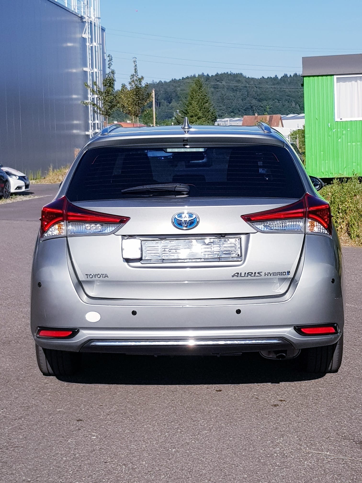TOYOTA Auris Touring Sports 1.8 HSD Terra e-CVT EDITION S-image-5