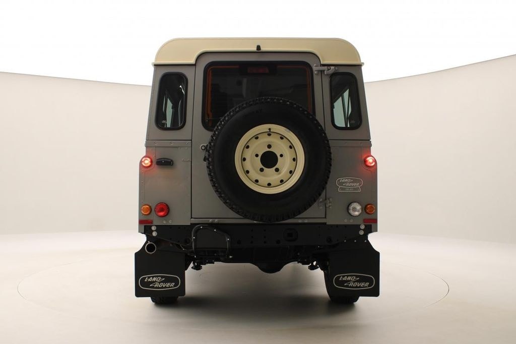 LAND ROVER Defender 110 ISLAY EDITION-image-5
