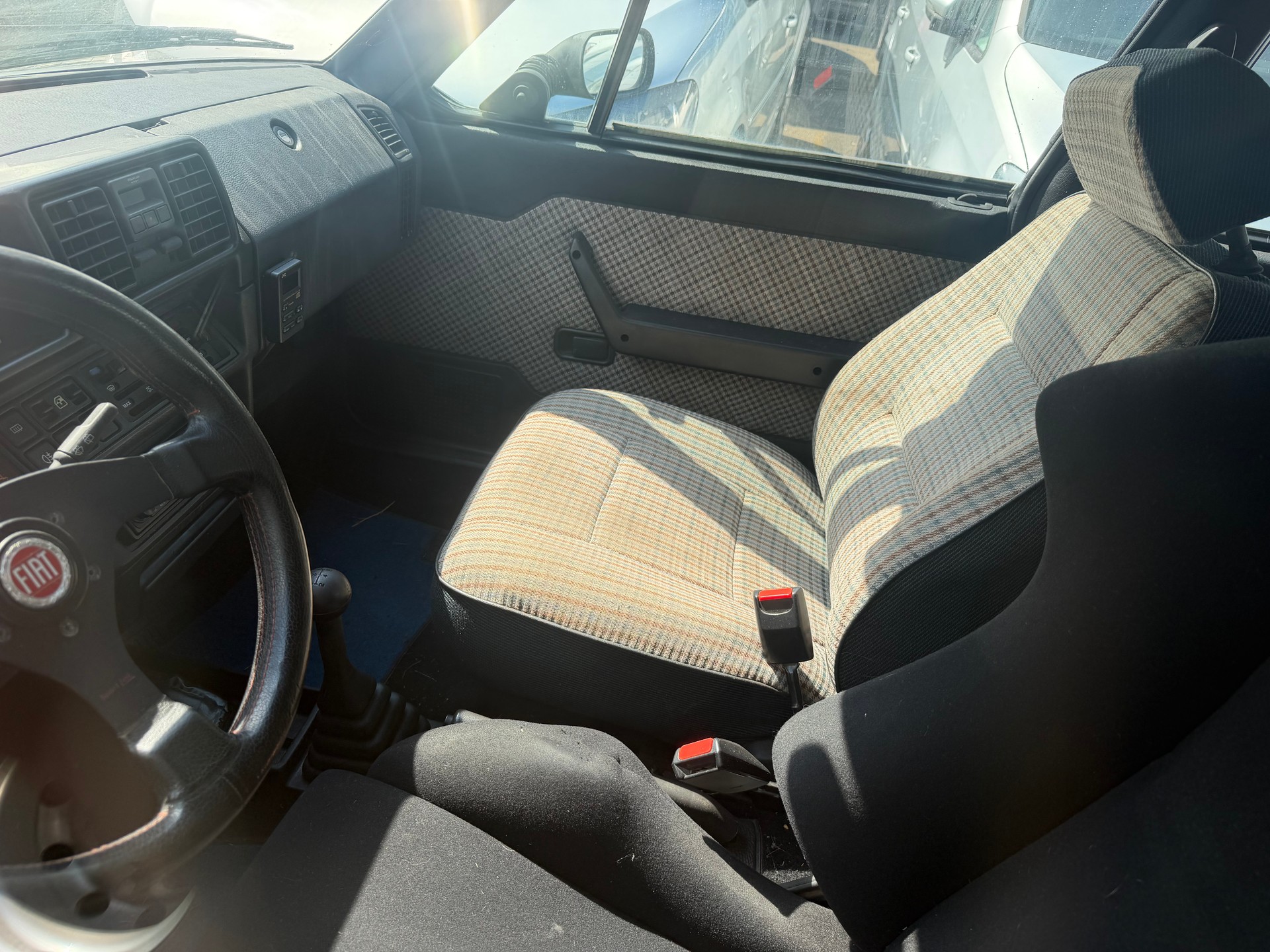 FIAT Ritmo 85 Bertone Cabrio-image-5