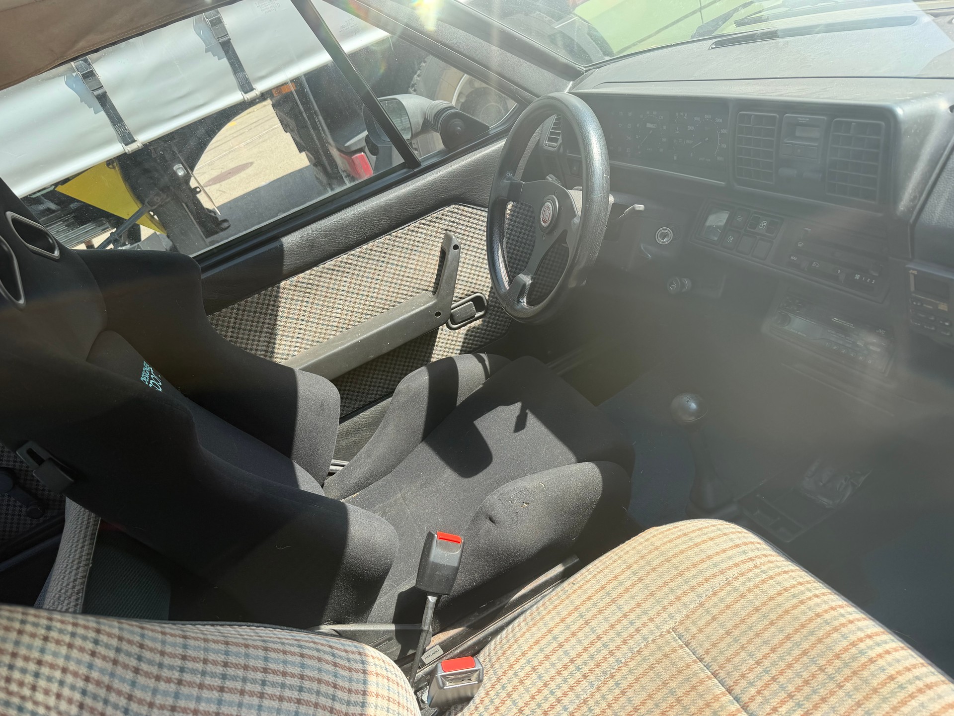 FIAT Ritmo 85 Bertone Cabrio-image-4