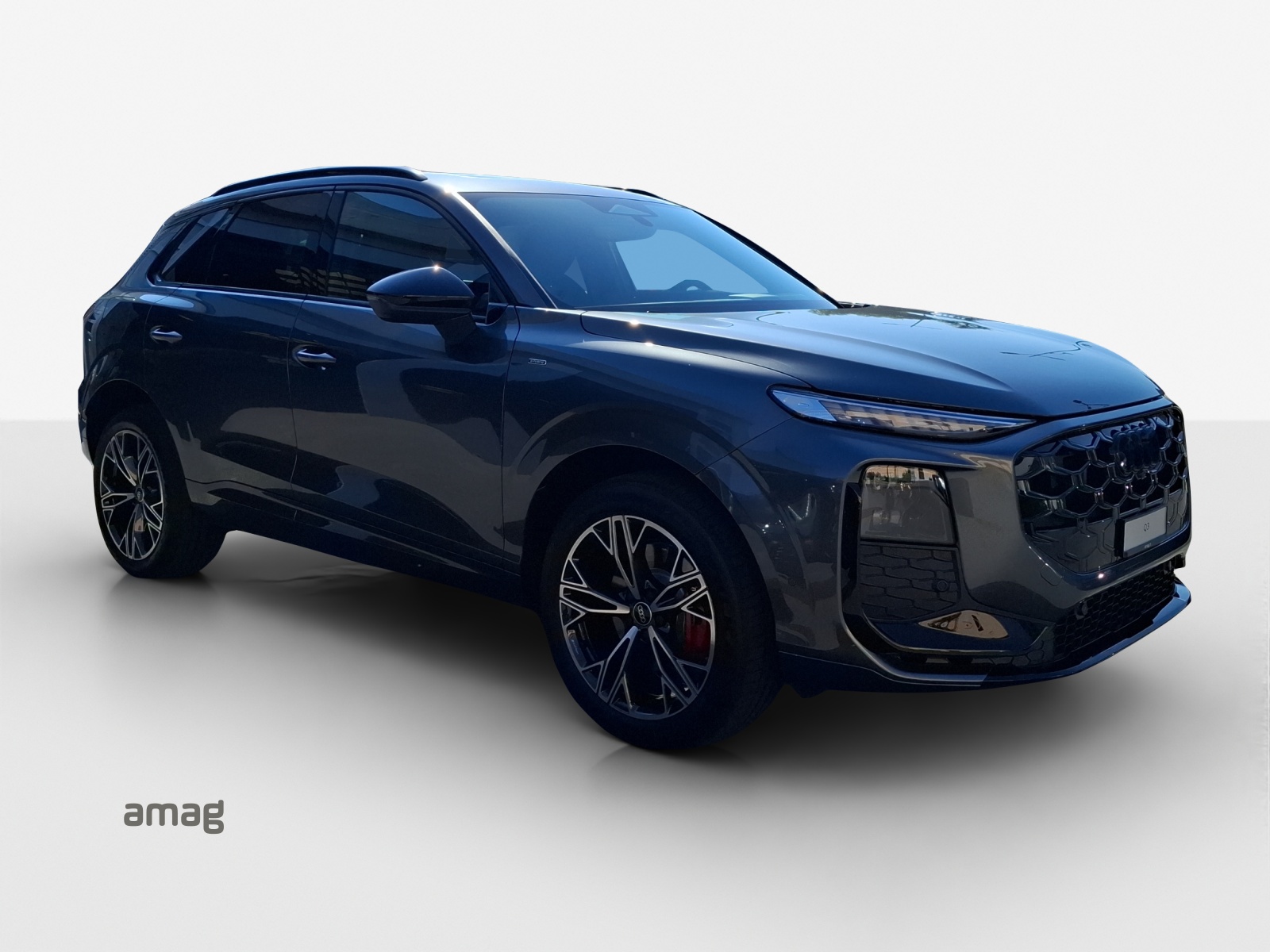 AUDI Q3 SUV e-hybrid 200 kW S tronig-image-5