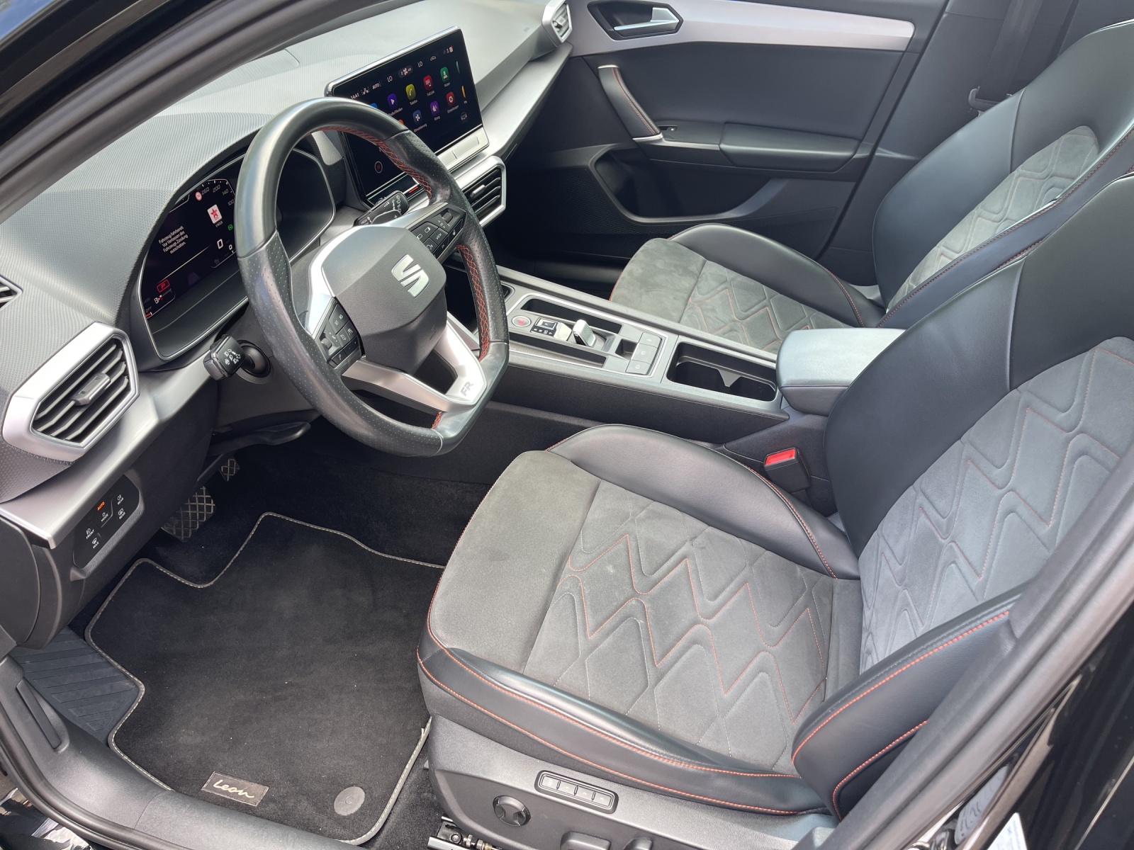 SEAT Leon 1.5 eTSI mHEV DSG Hola FR-image-7