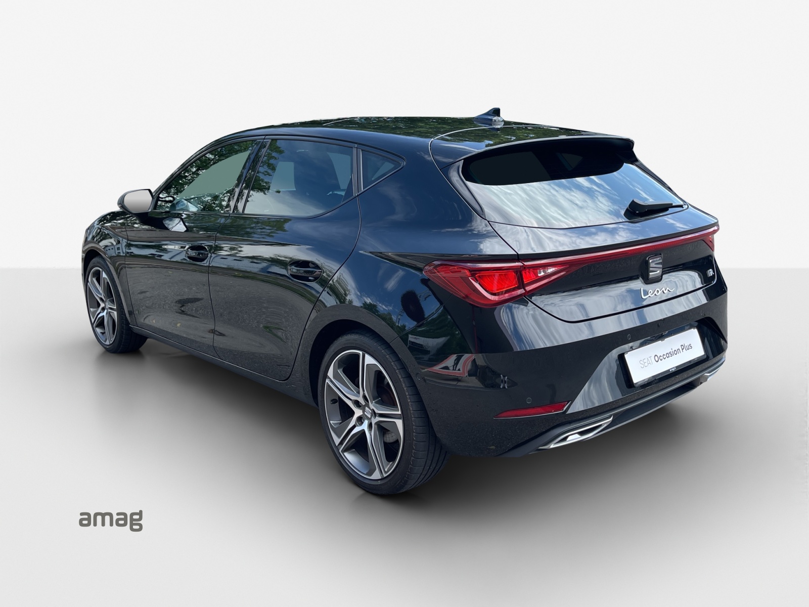 SEAT Leon 1.5 eTSI mHEV DSG Hola FR-image-2