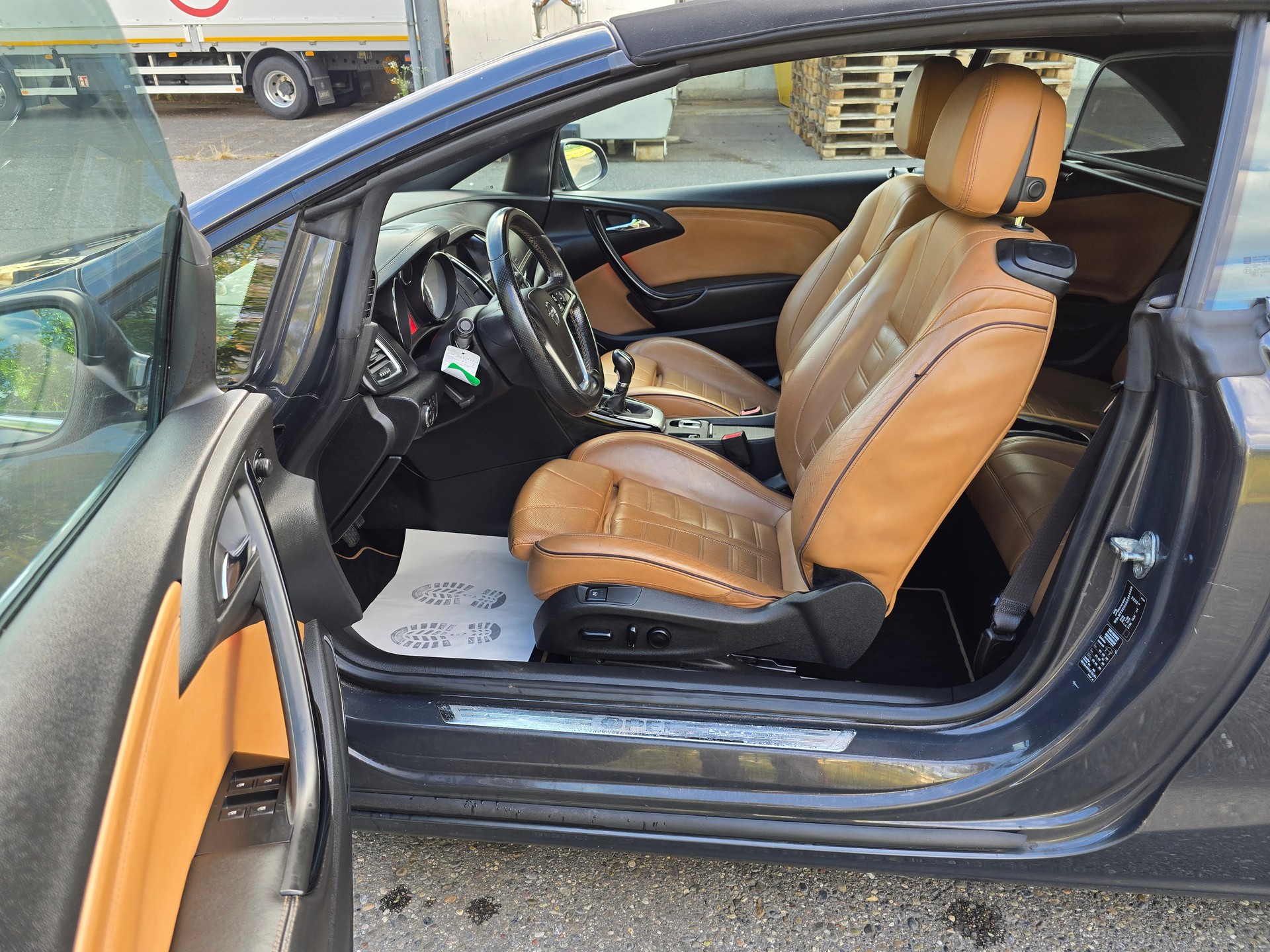 OPEL Cascada 1.6i 16V Cosmo-image-20