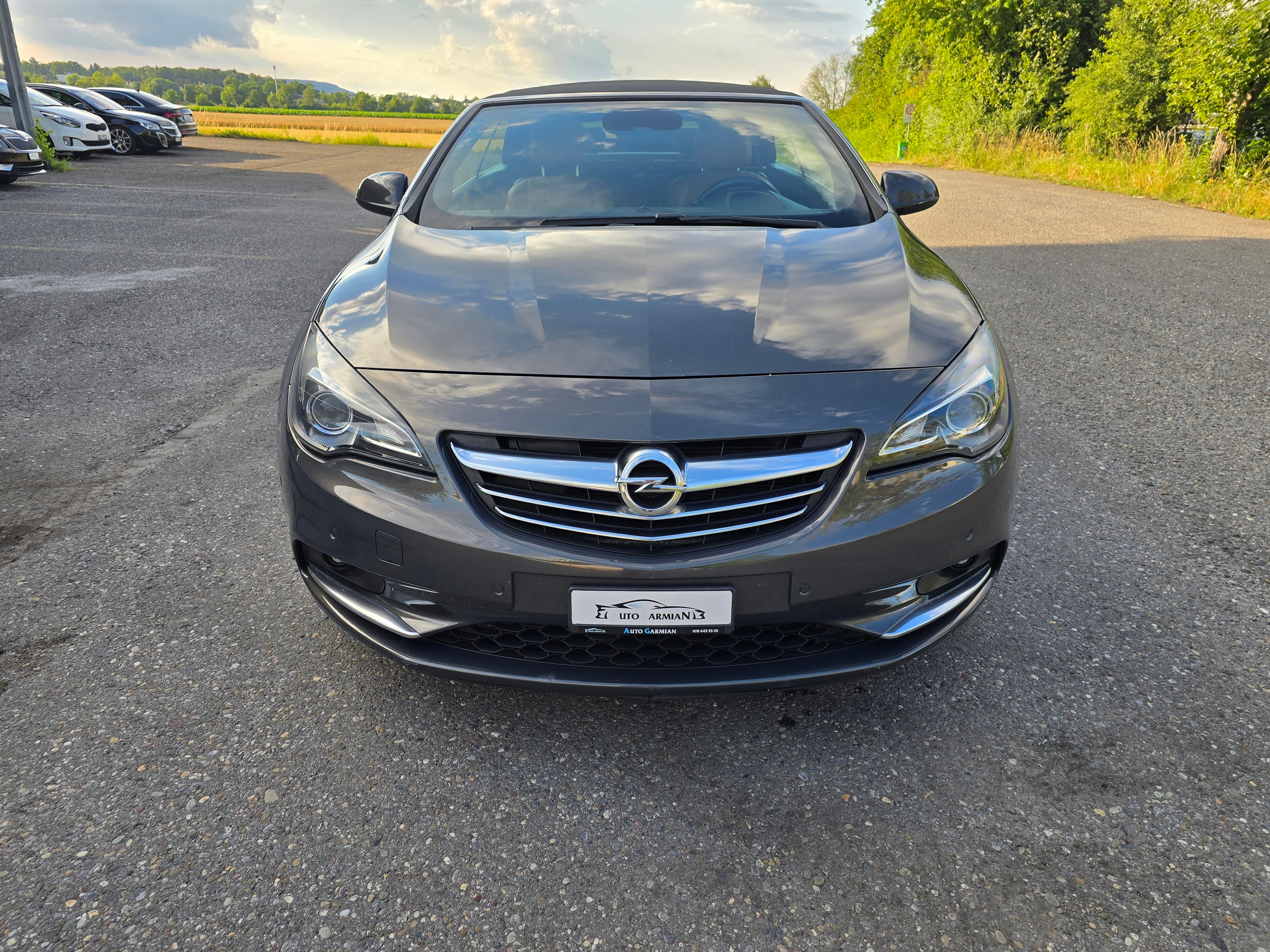 Car photo