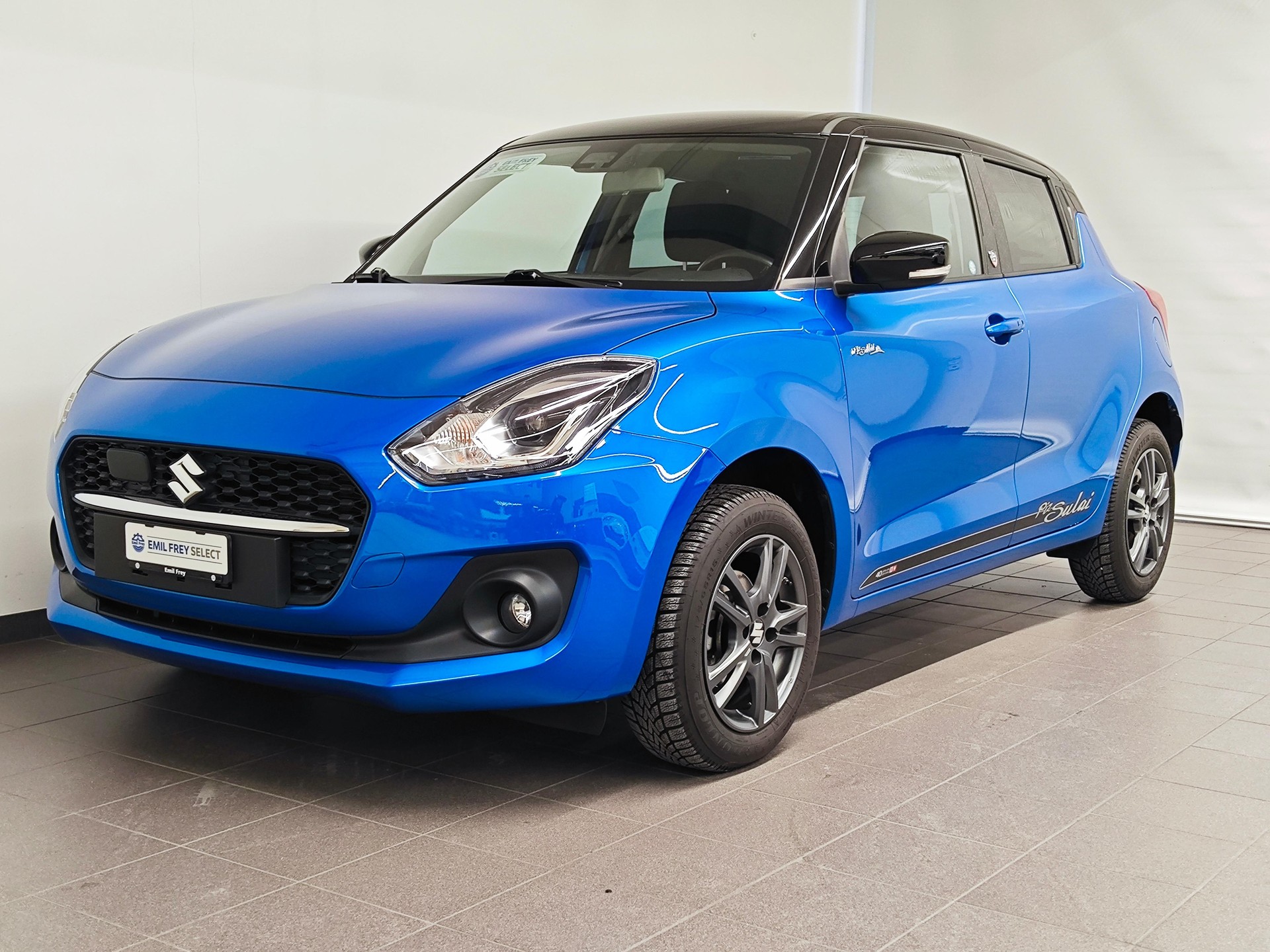 SUZUKI Swift 1.2 Piz Sulai Top Hybrid 4x4 - Ruote invernali incluse-image-1