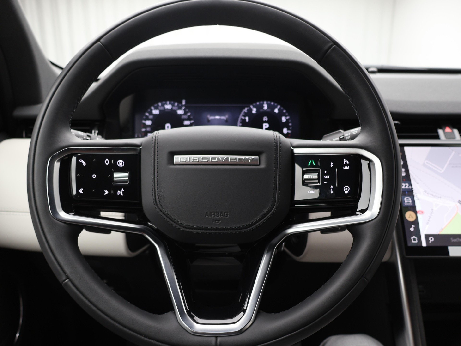 LAND ROVER Discovery Sport 1.5 T 270e Dynamic HSE-image-8