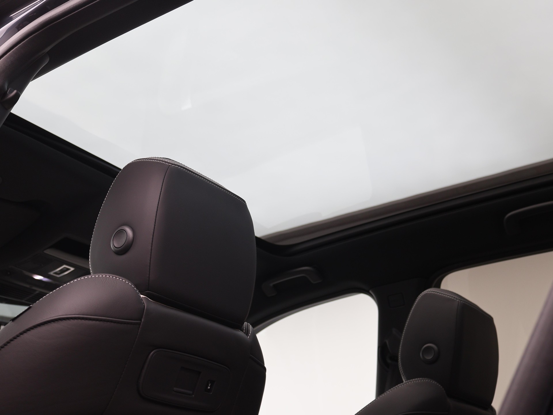 LAND ROVER Discovery Sport 1.5 T 270e Dynamic HSE-image-19