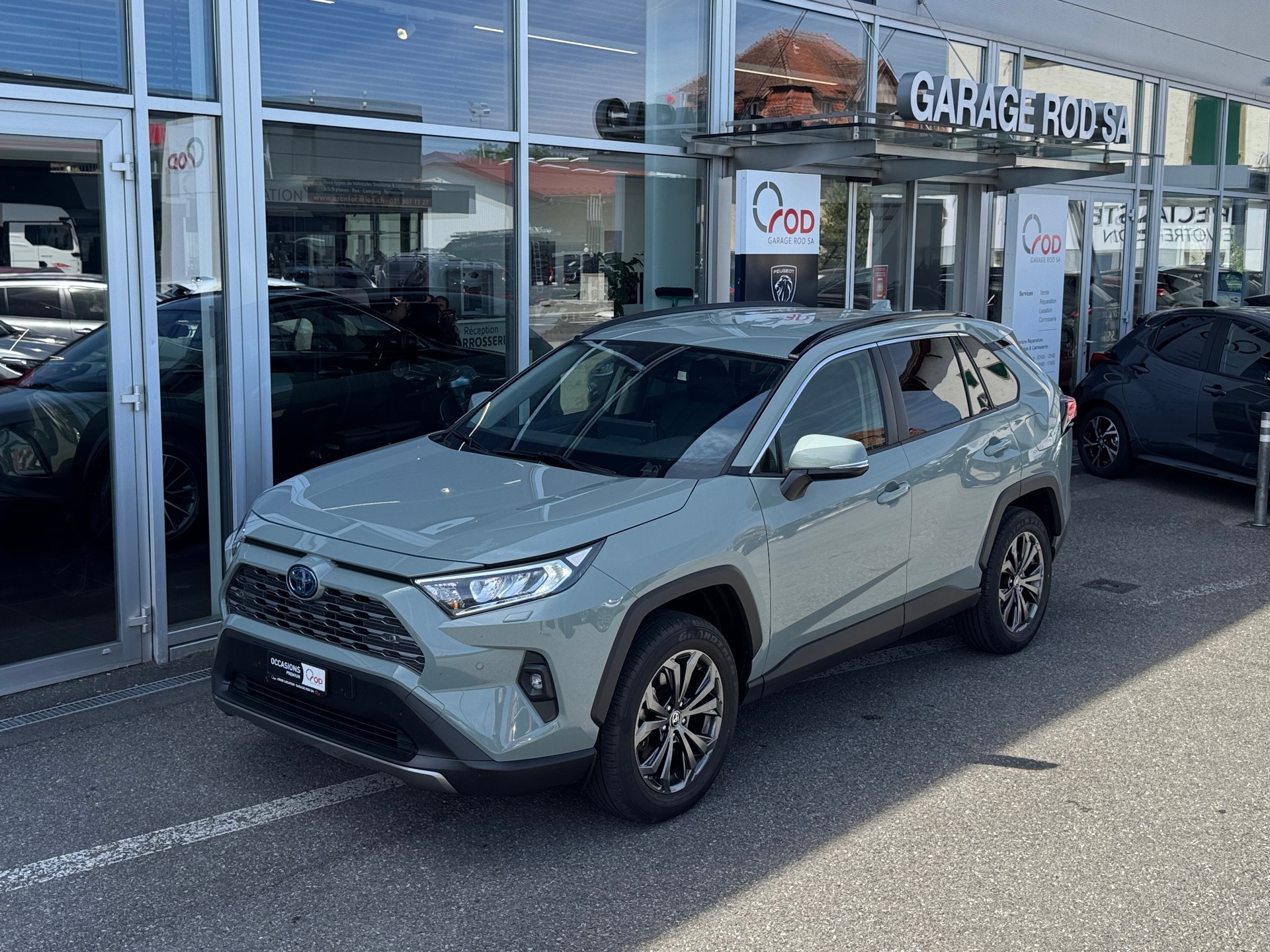 TOYOTA RAV-4 2.5 HSD Trend e-CVT-image-0