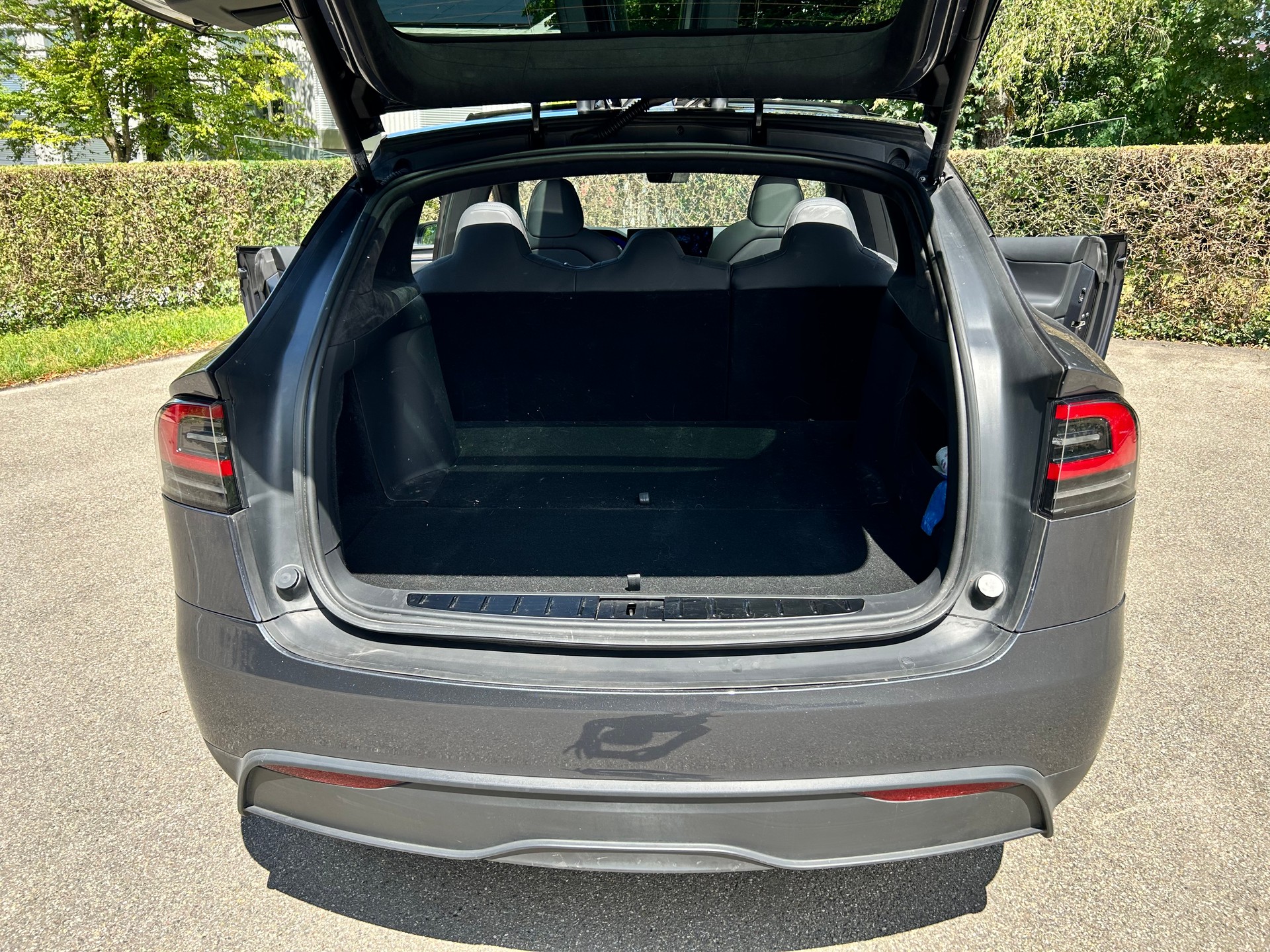 TESLA Basis-image-7