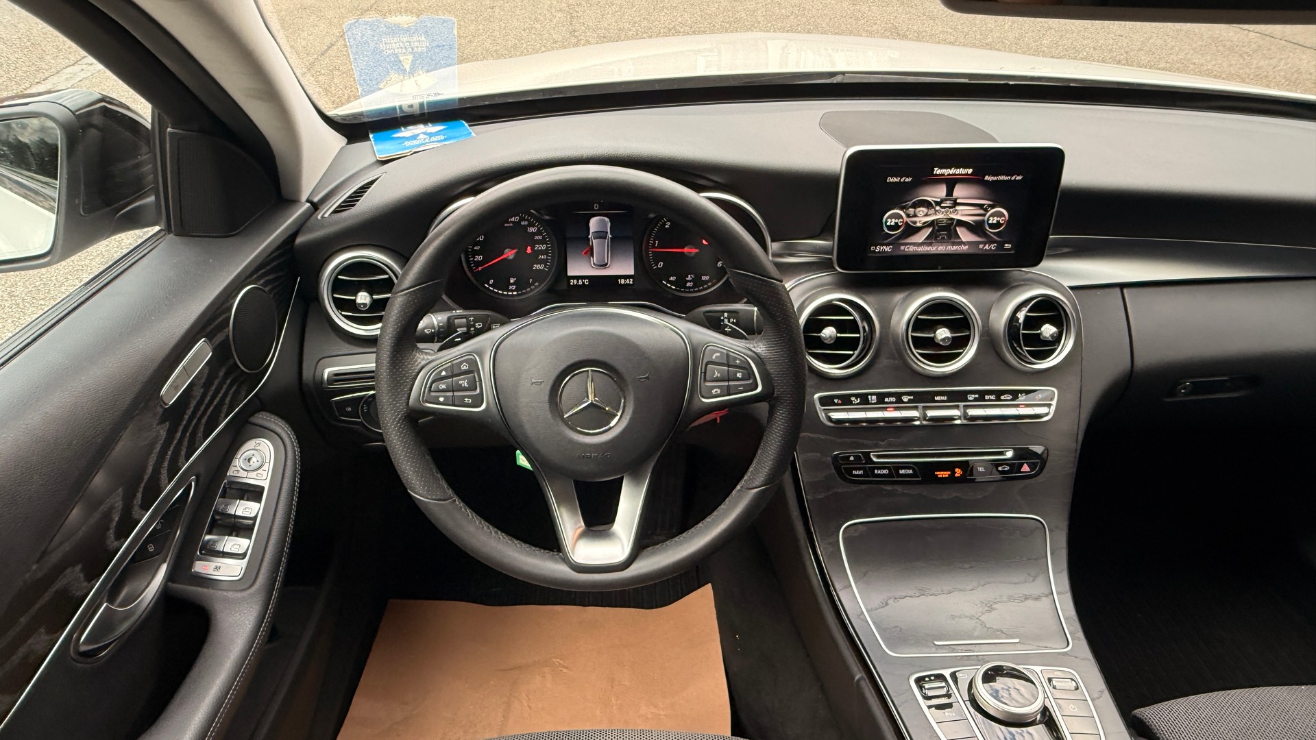 MERCEDES-BENZ C 250 d 4Matic 9G-Tronic-image-10