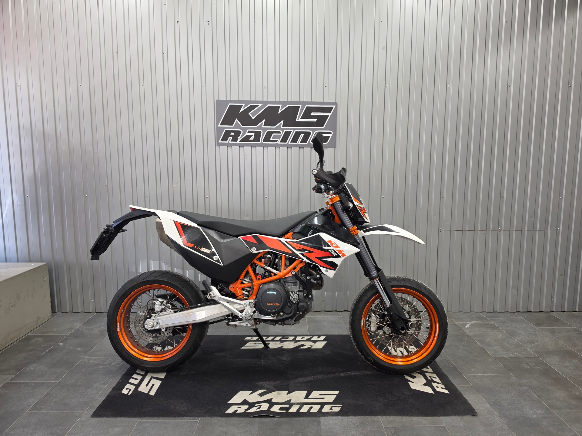 KTM 690 SMC R