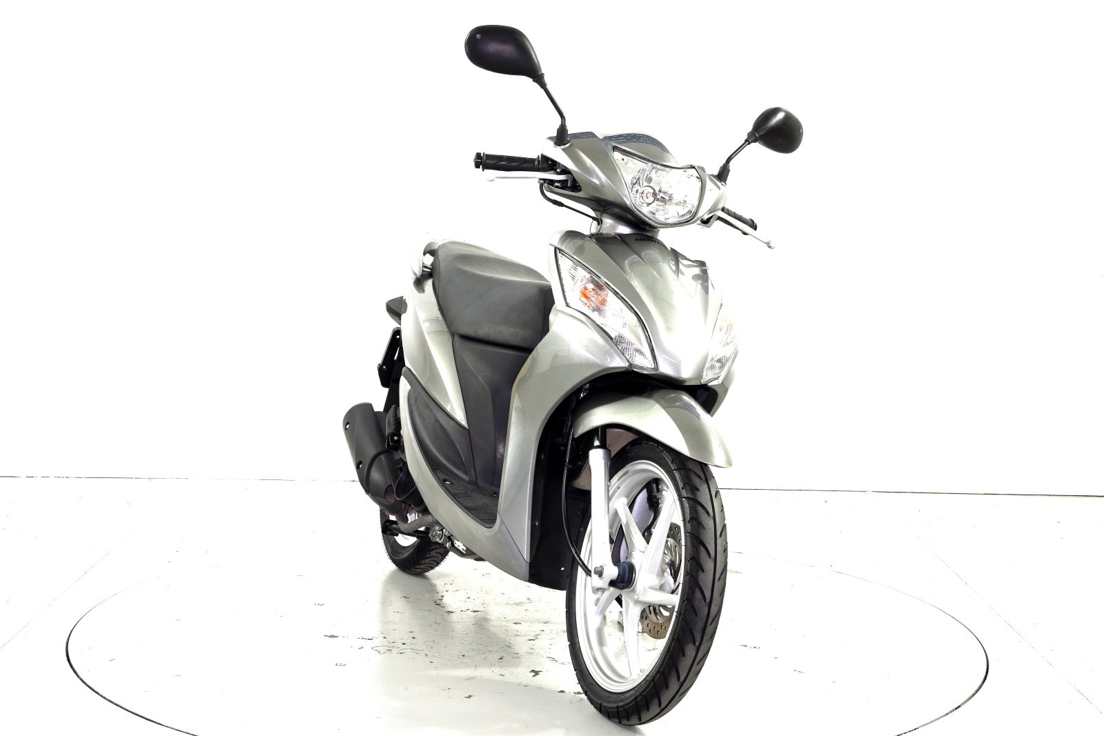 HONDA NSC 110 MPD-showroom-element-1