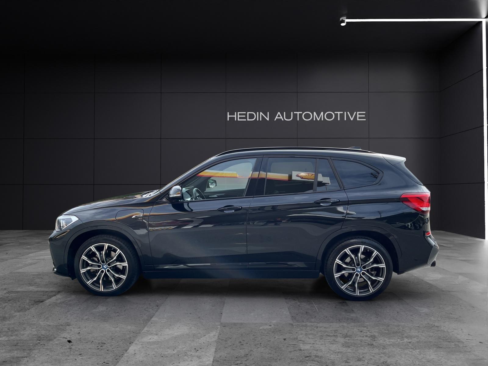 BMW X1 25e xDrive-showroom-element-3