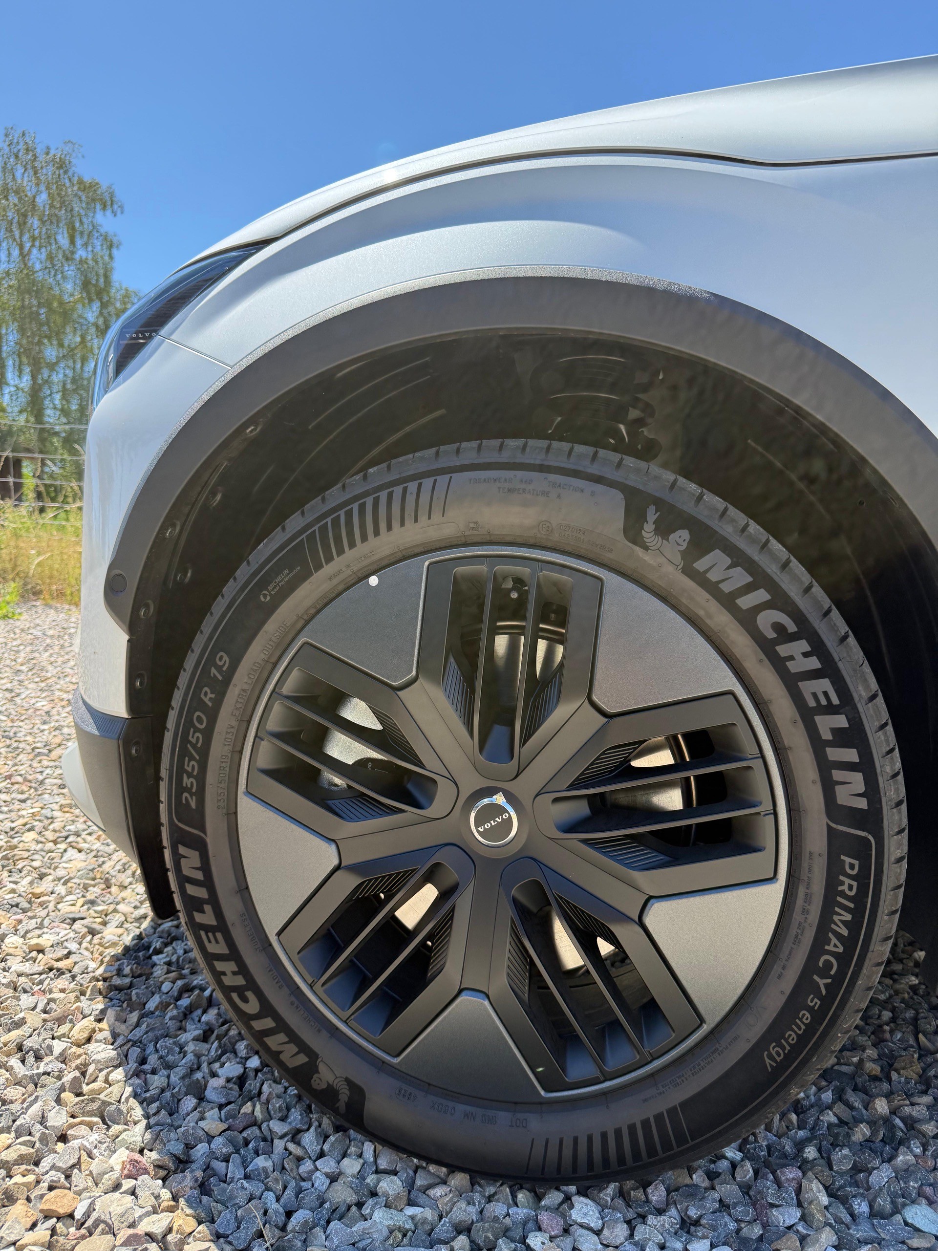 VOLVO EX30 Cross Country P8 69 kWh AWD Ultra-image-14
