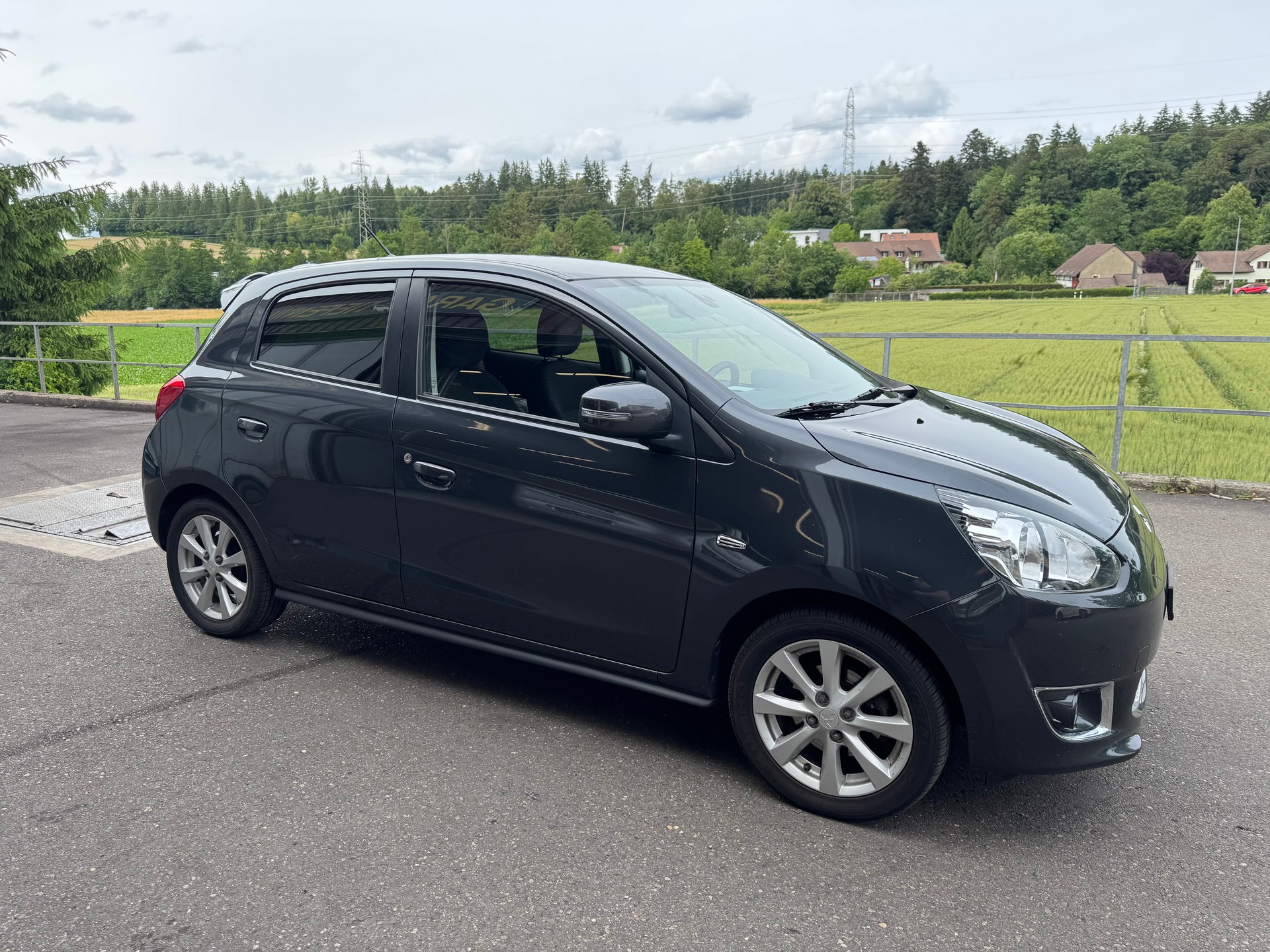 MITSUBISHI Space Star 1.2 Navigator Color Celebration CVT-image-2