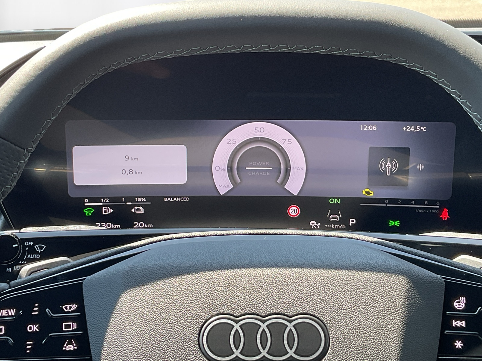 AUDI Q3 SUV e-hybrid 200 kW S tronig-image-7