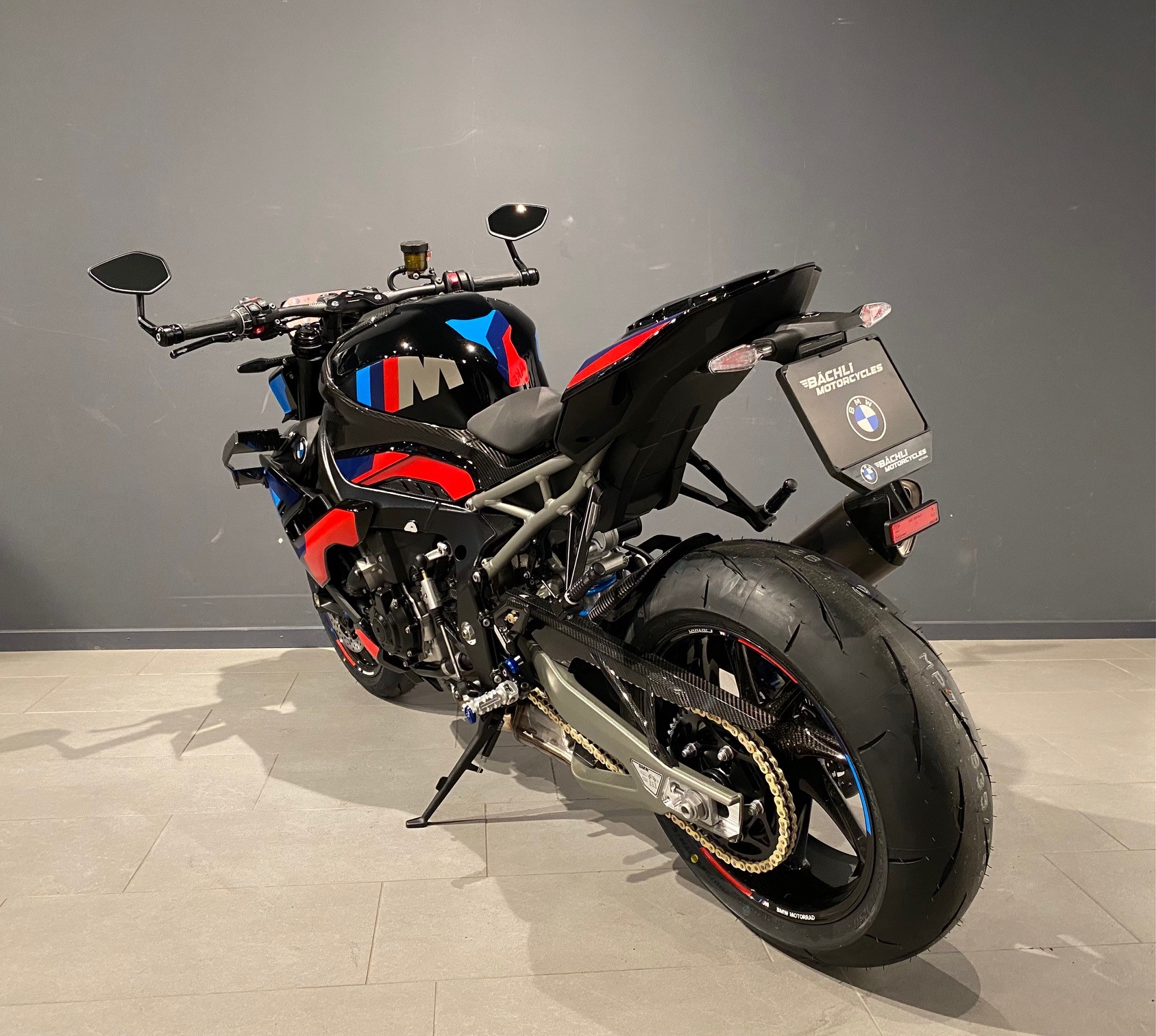 BMW M 1000 R-image-5