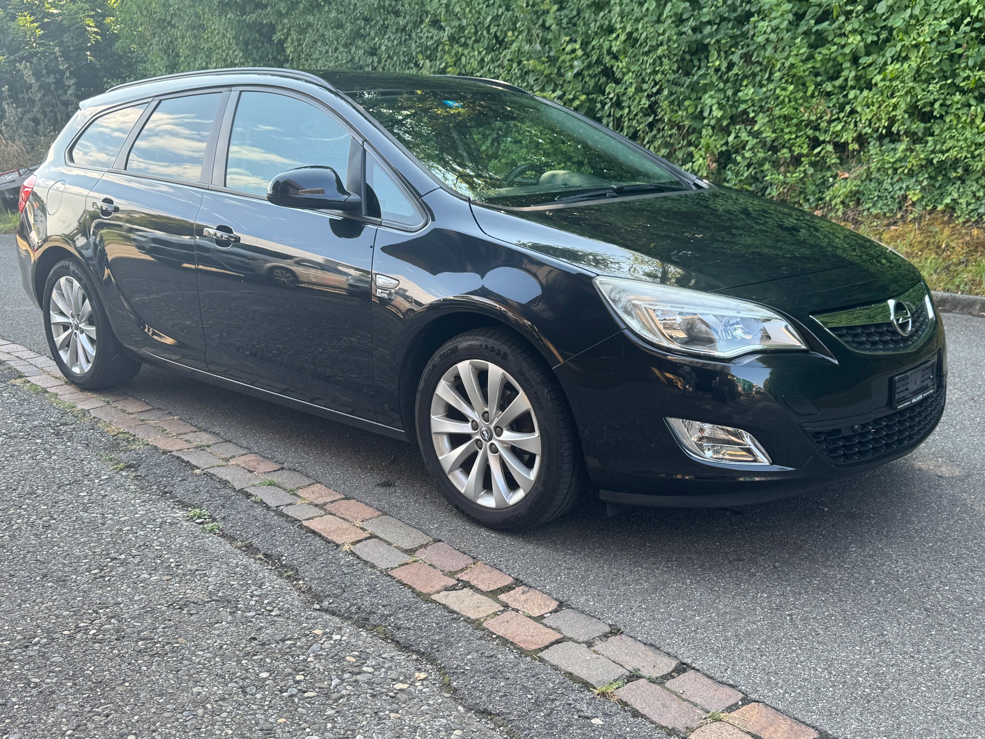 OPEL Astra SportsTourer 1.4i 16V Turbo-image-1
