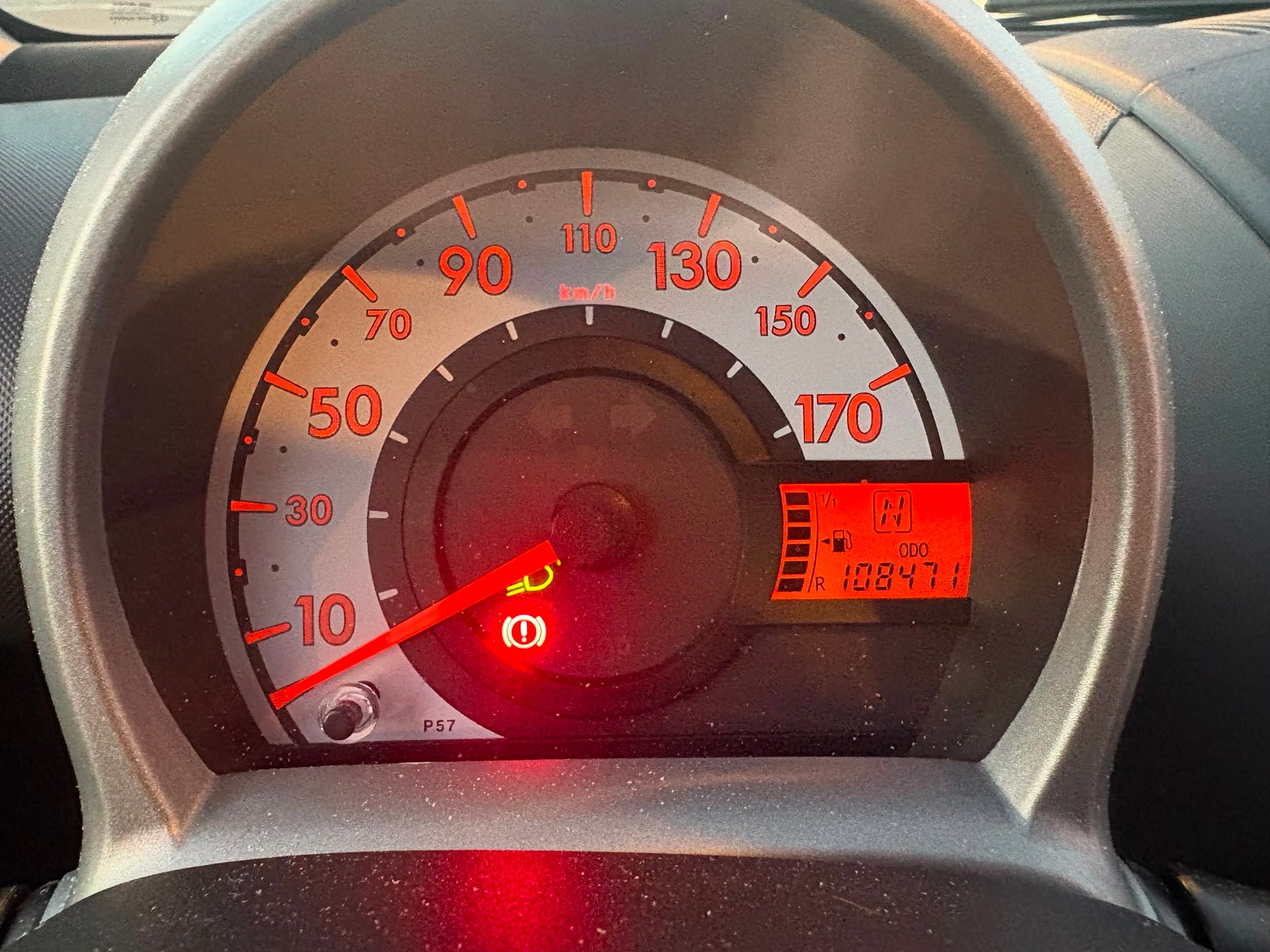 TOYOTA Aygo 1.0-image-10