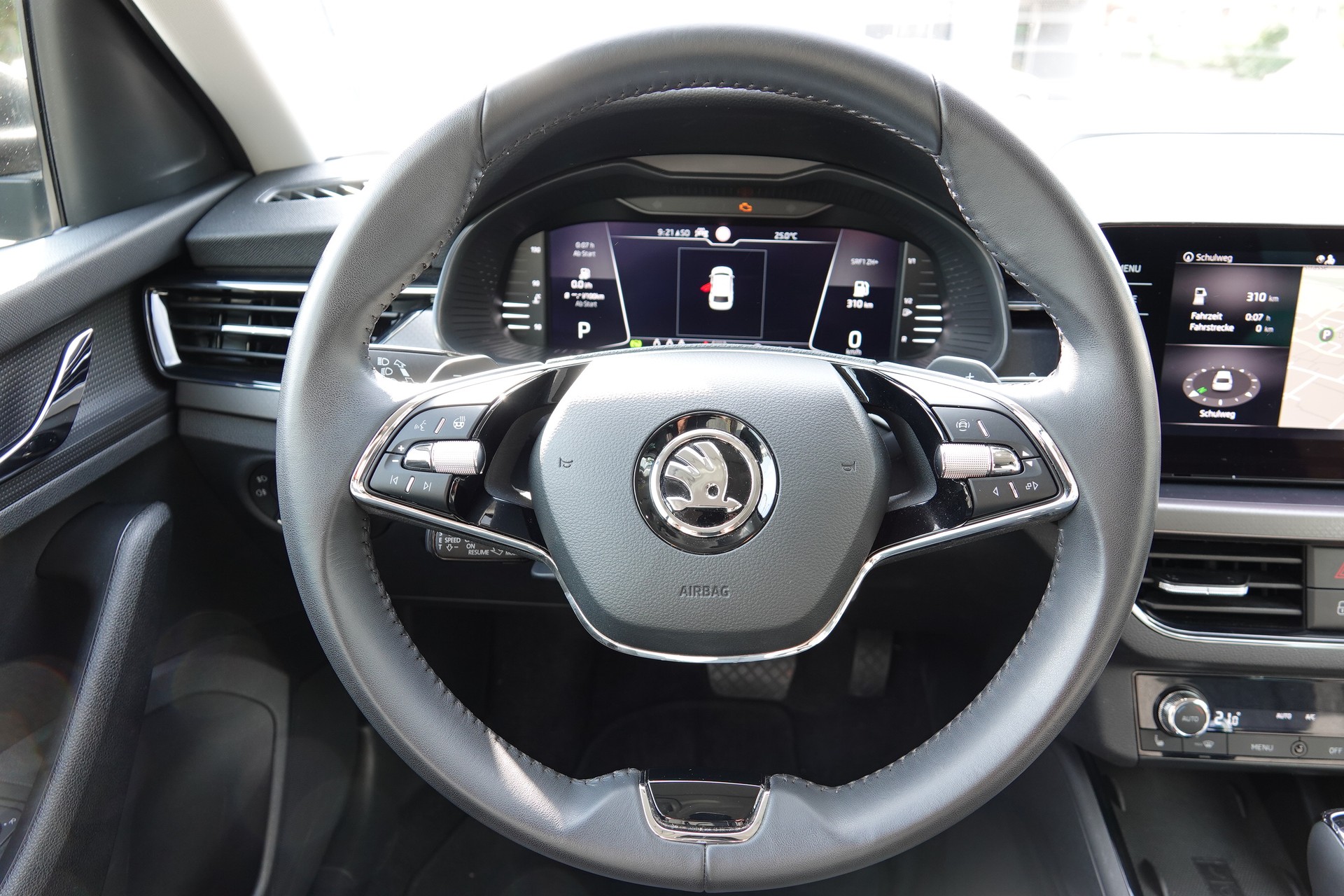 SKODA Scala 1.5 TSI Clever DSG-image-11