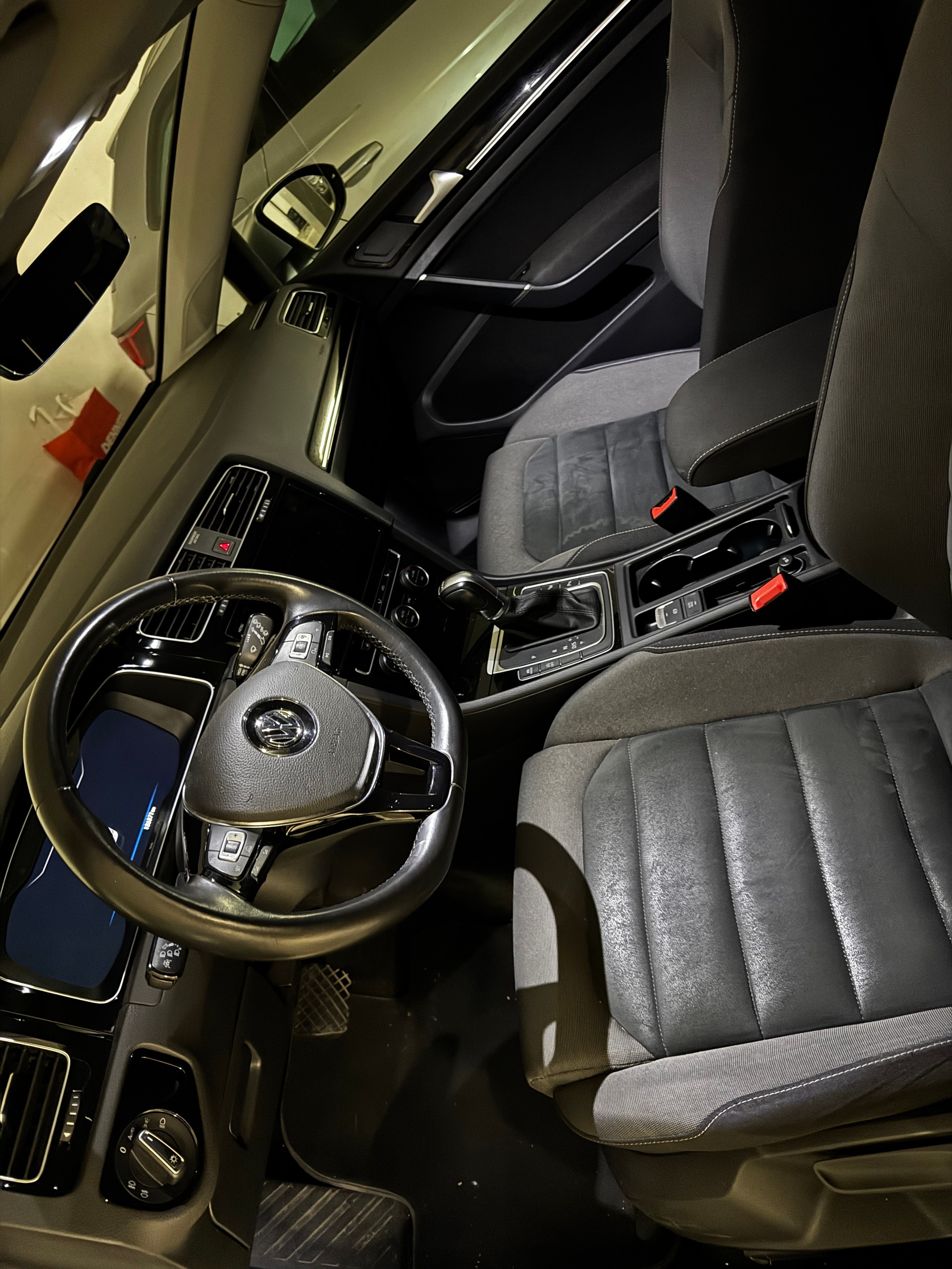 VW 2.0 TDI Highline DSG-image-3