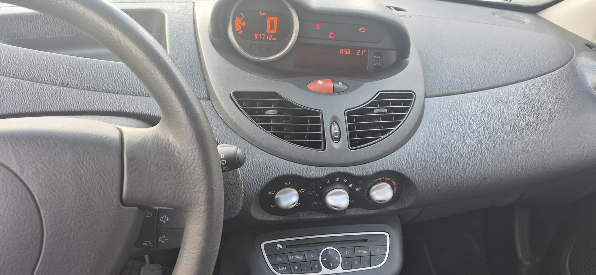 RENAULT Twingo 1.2 16V Expression-image-8