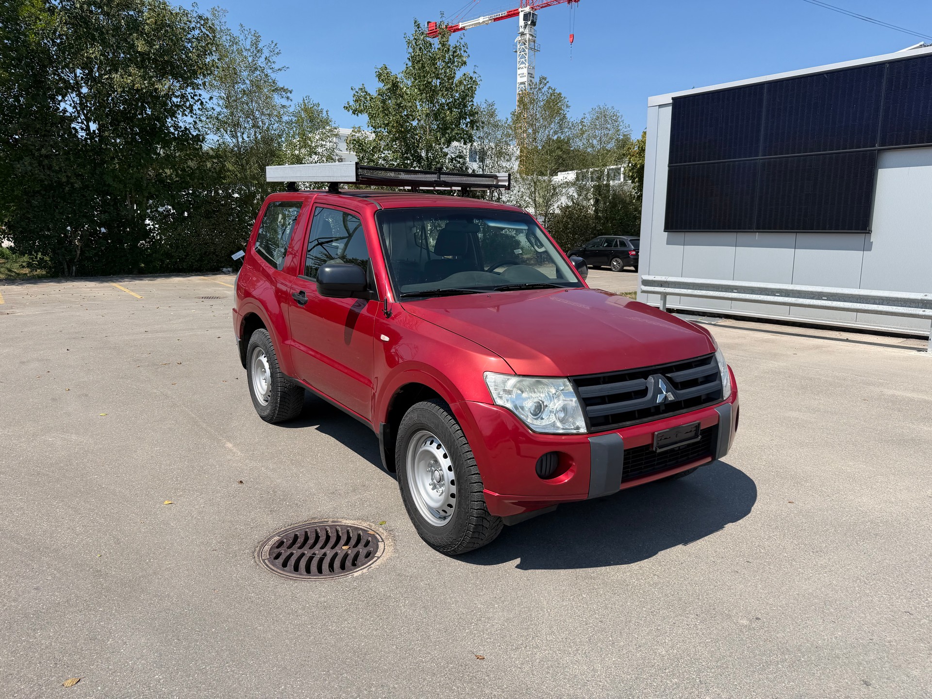 MITSUBISHI Pajero 3.2 DI-D Swiss Professional-image-1