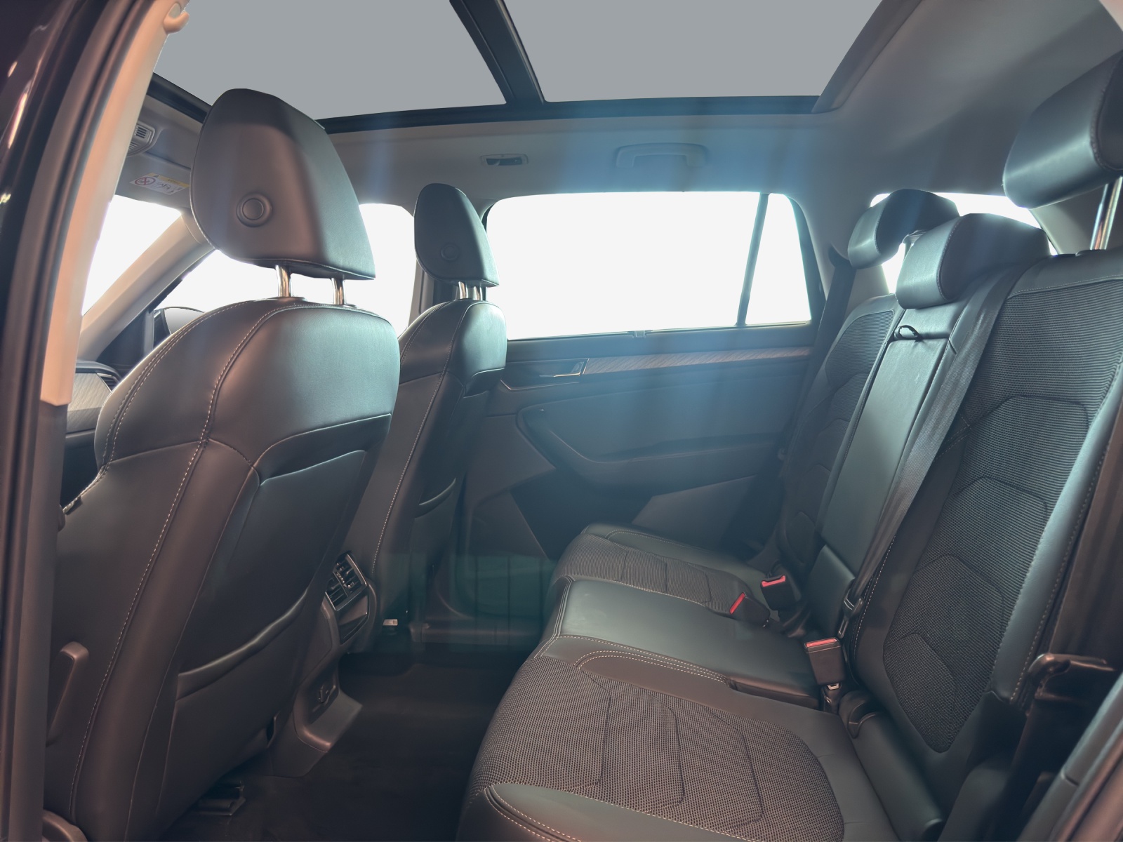 SKODA Kodiaq 2.0 TSI 4x4 Style-image-11